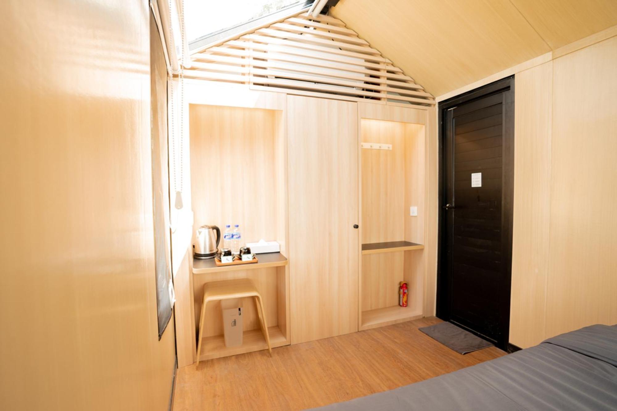 Deluxe Room - Photo 5