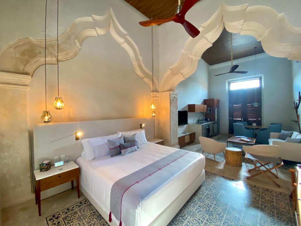 Double Room - Photo 5