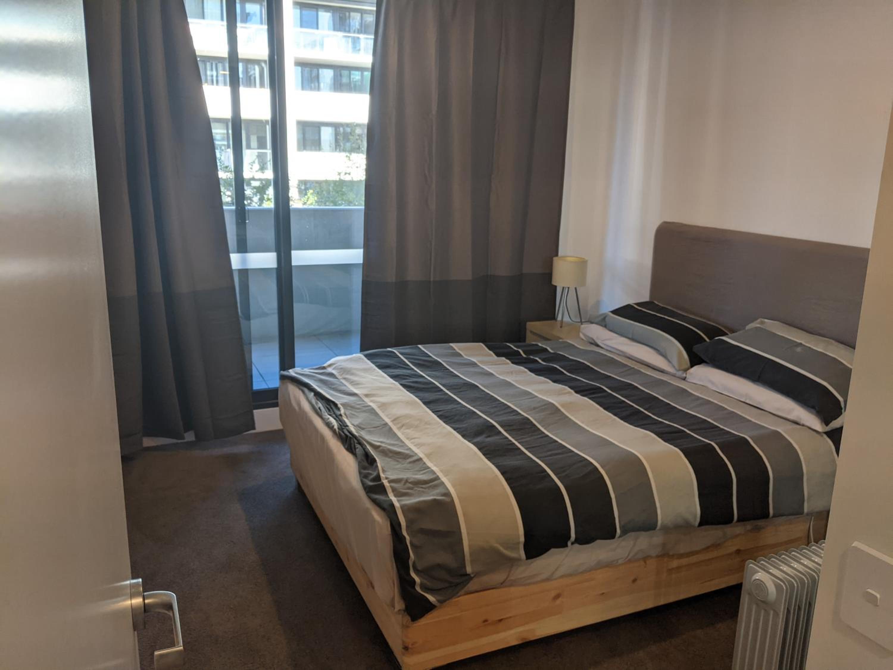One-Bedroom Apartment photo 1