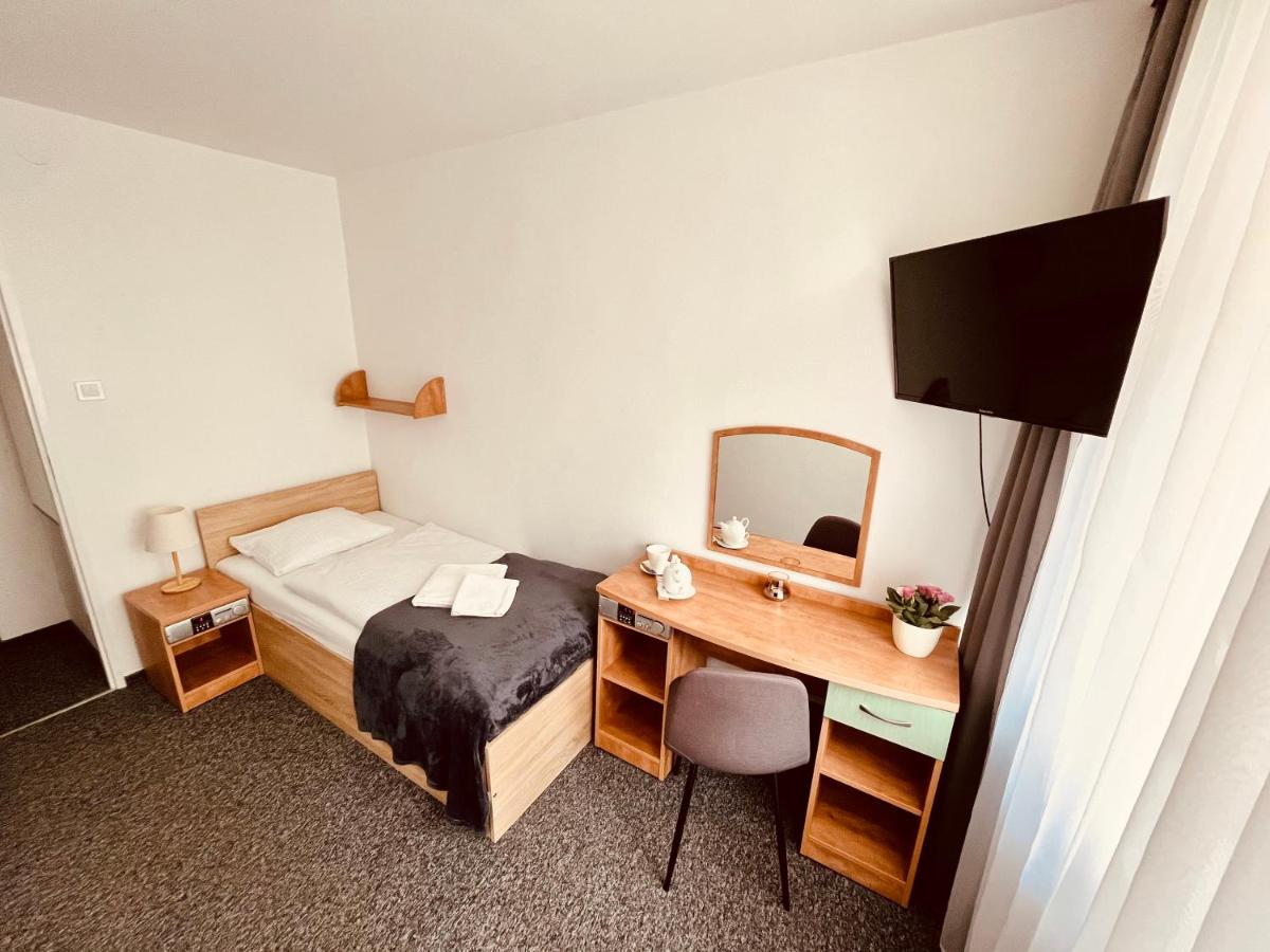 Single Room with Balcony photo 1