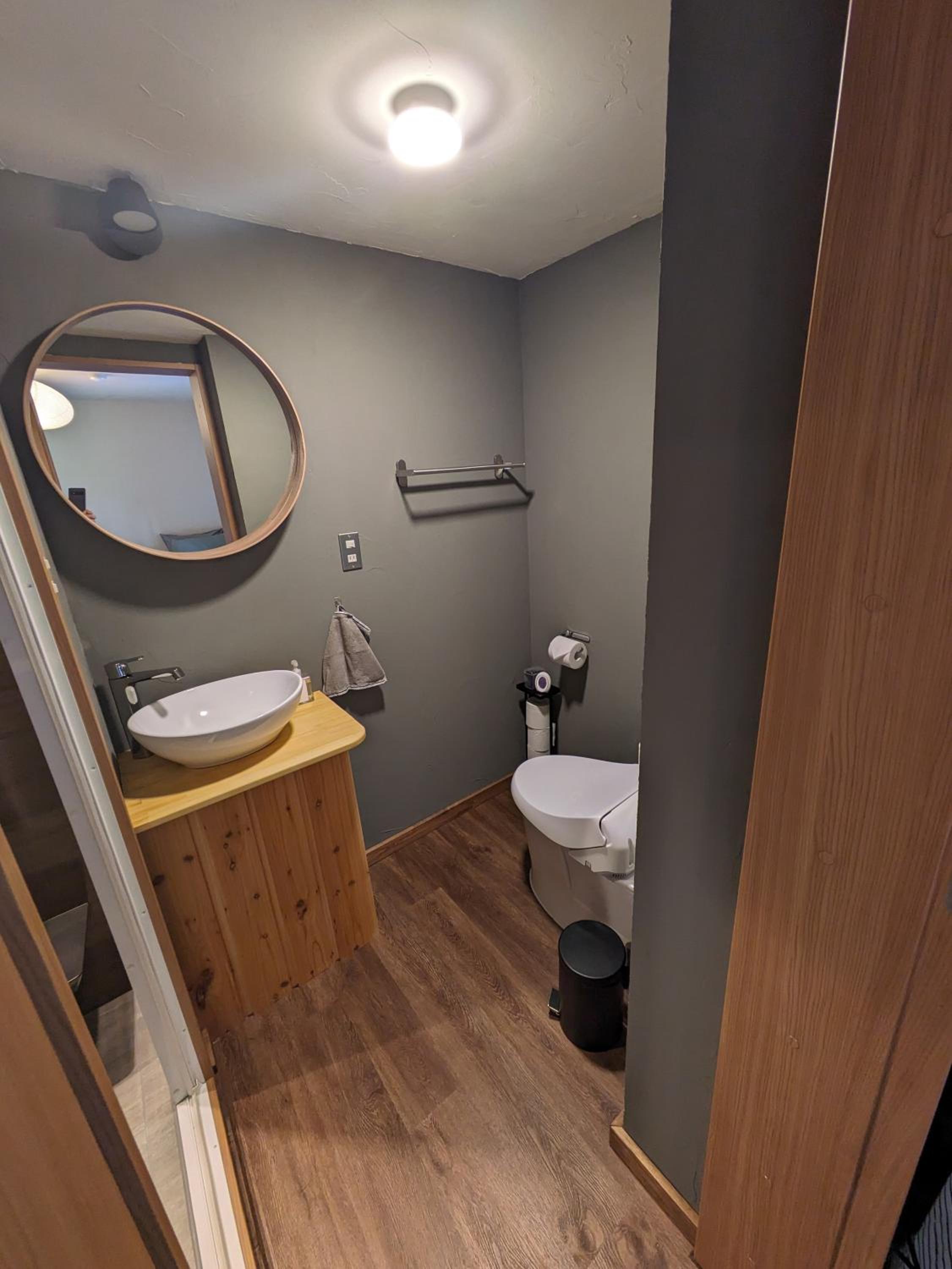 Double or Twin Room with Bathroom - Photo 4