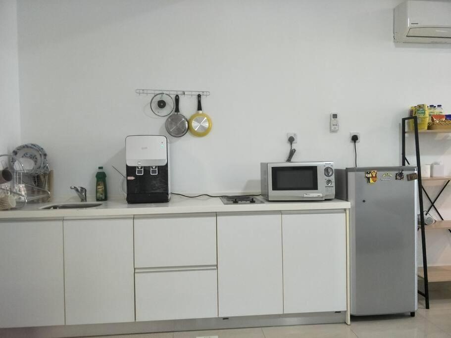 Studio Apartment photo 3