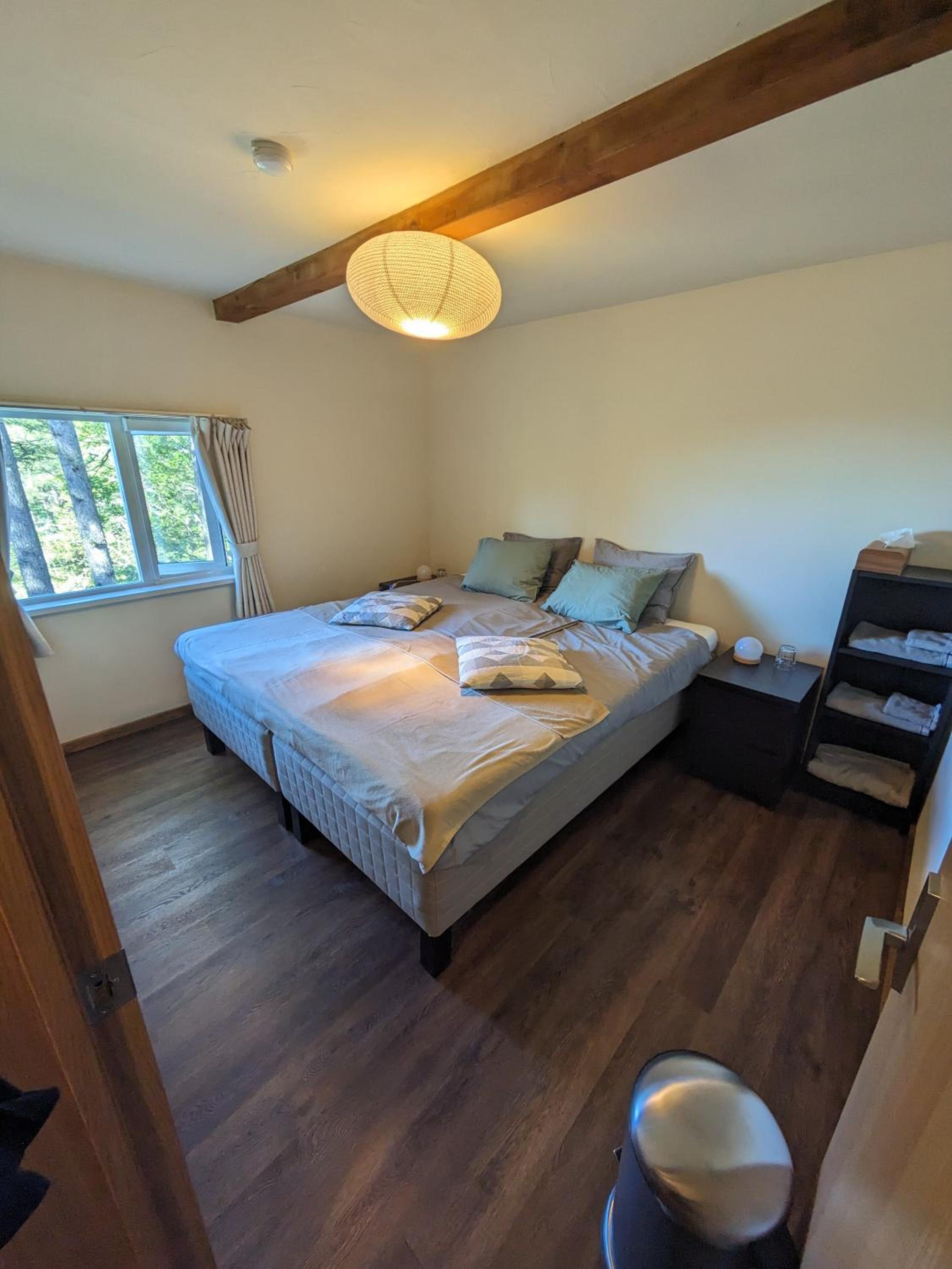 Quadruple Room with Private Bathroom - Photo 6