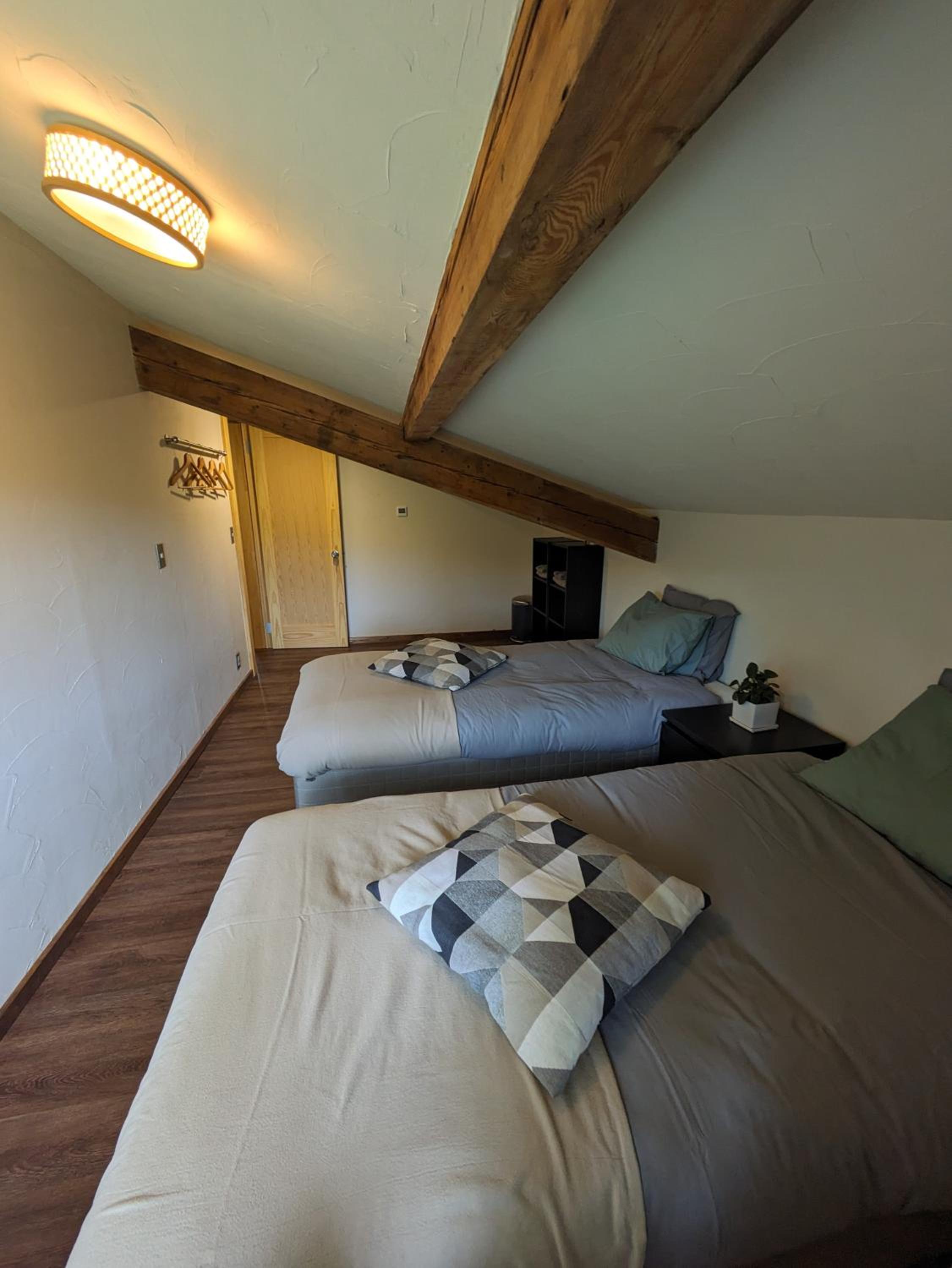 Suite with Mountain View - Photo 14