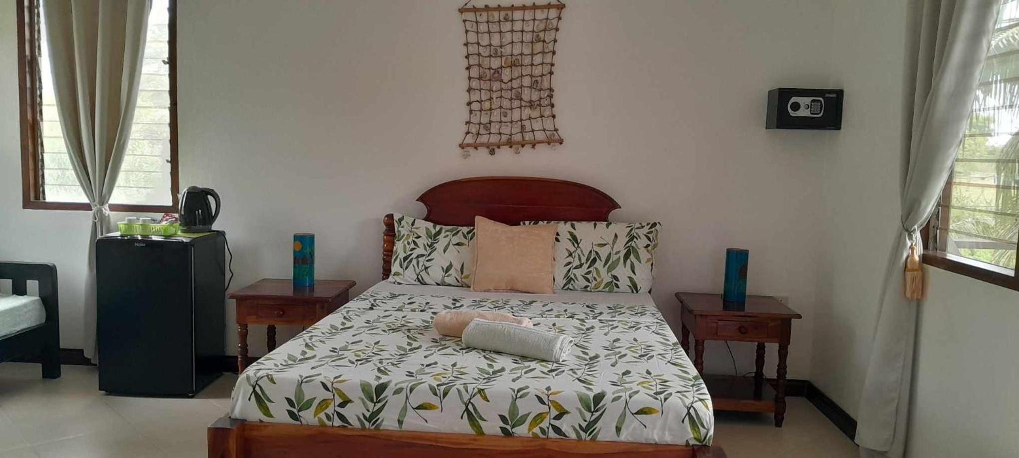 Small Double Room photo 2