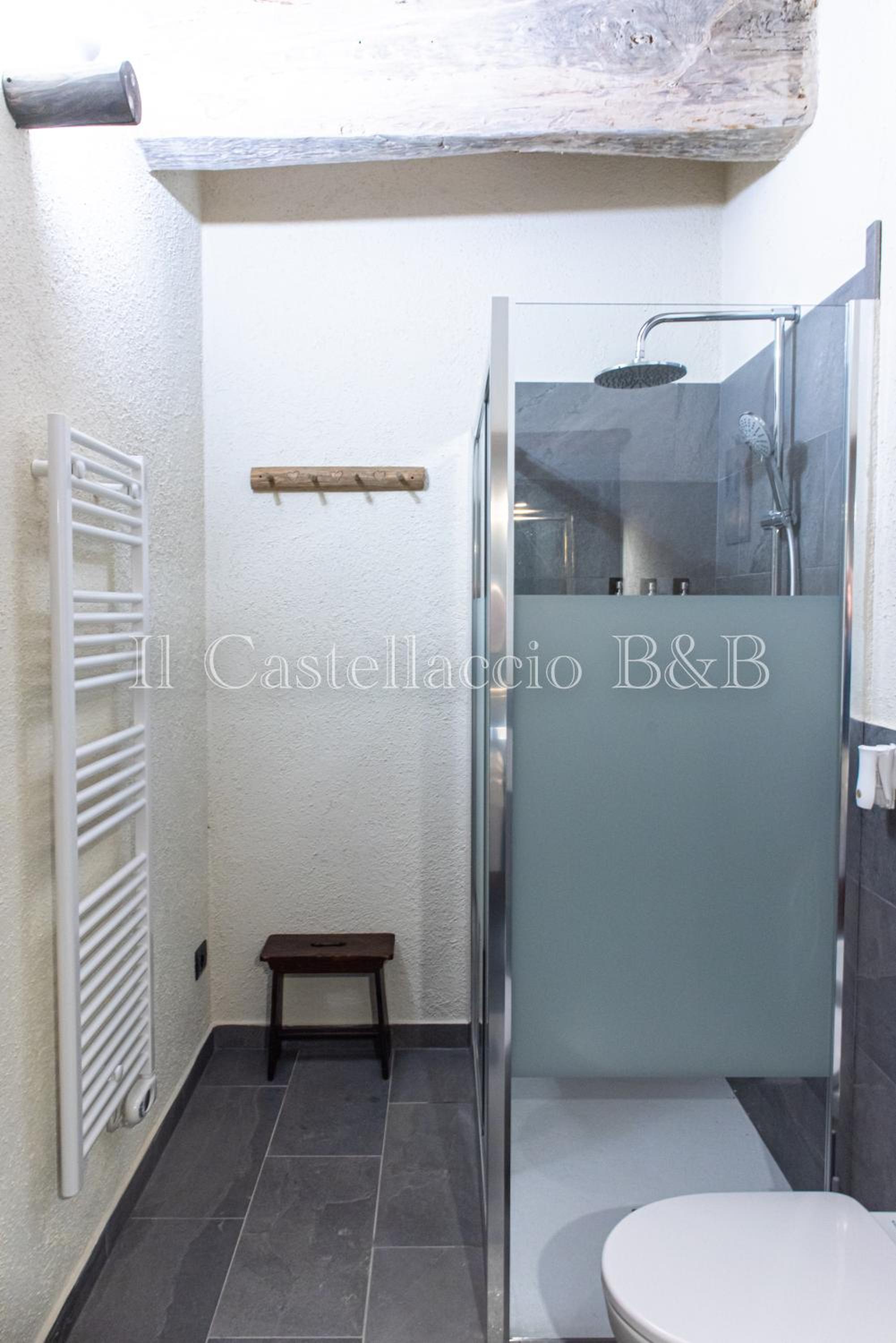 Triple Room with Private Bathroom photo 2