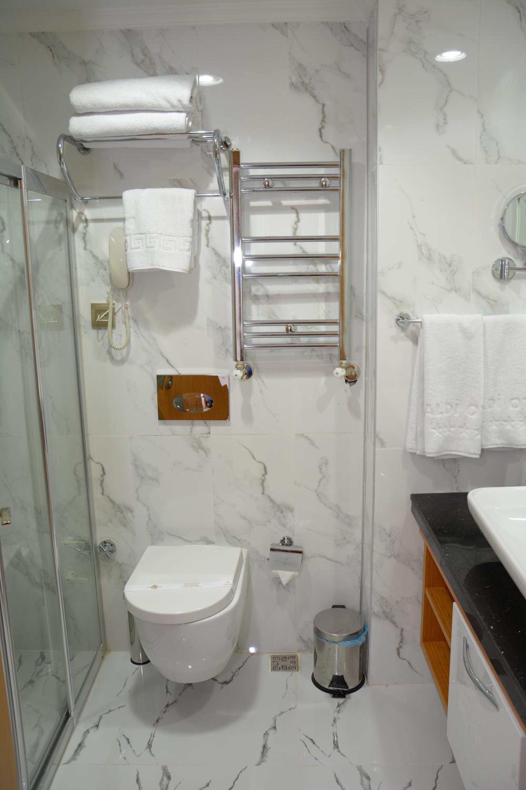 Single Room photo 2
