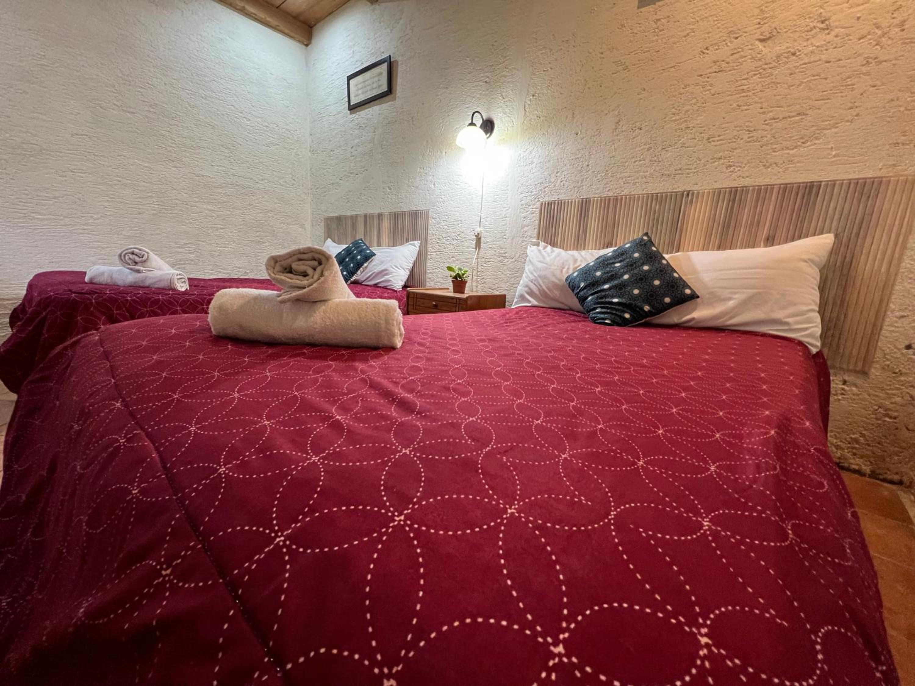 Quadruple Room with Private Bathroom photo 1
