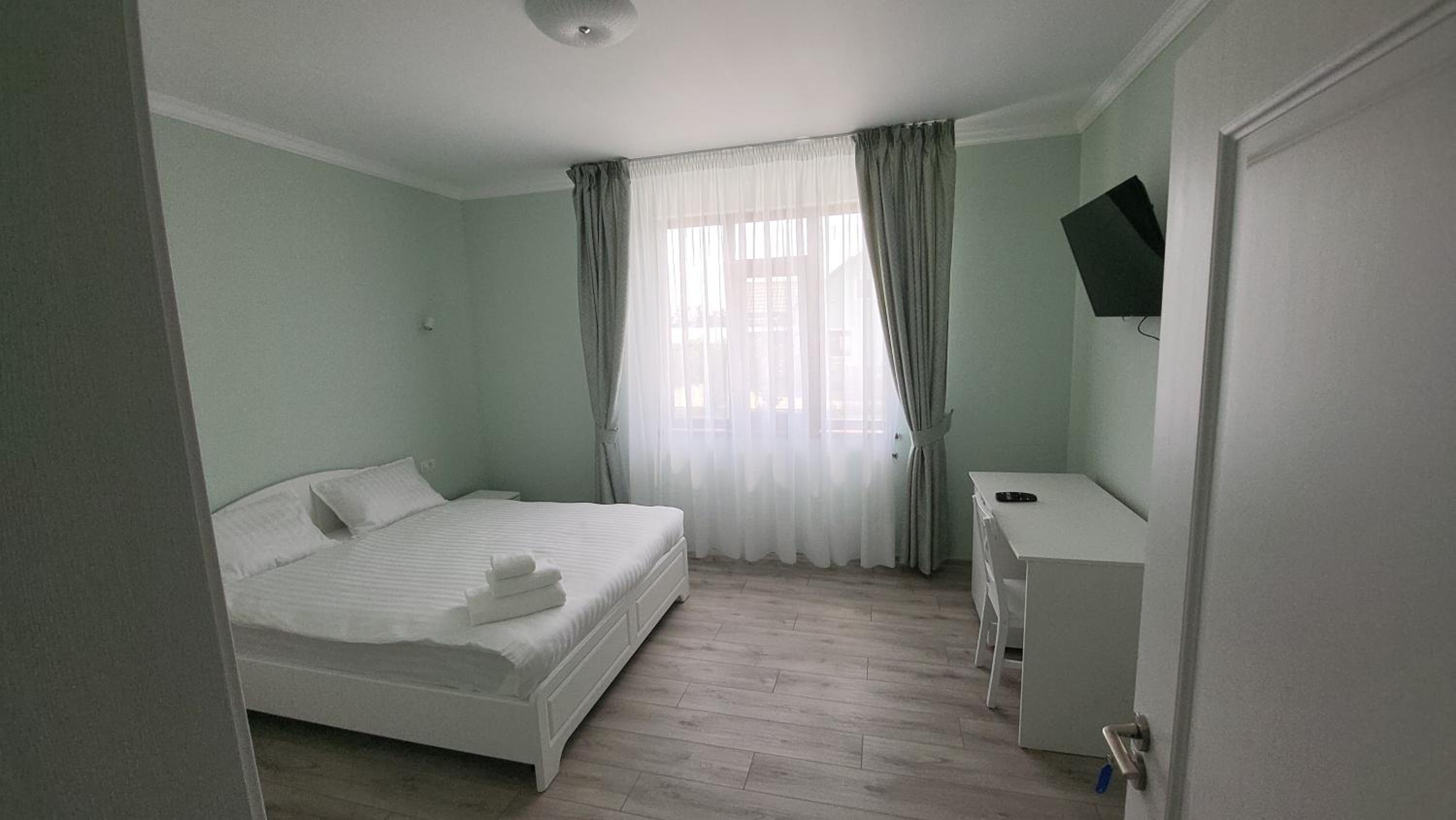 Double Room with Private Bathroom photo 3