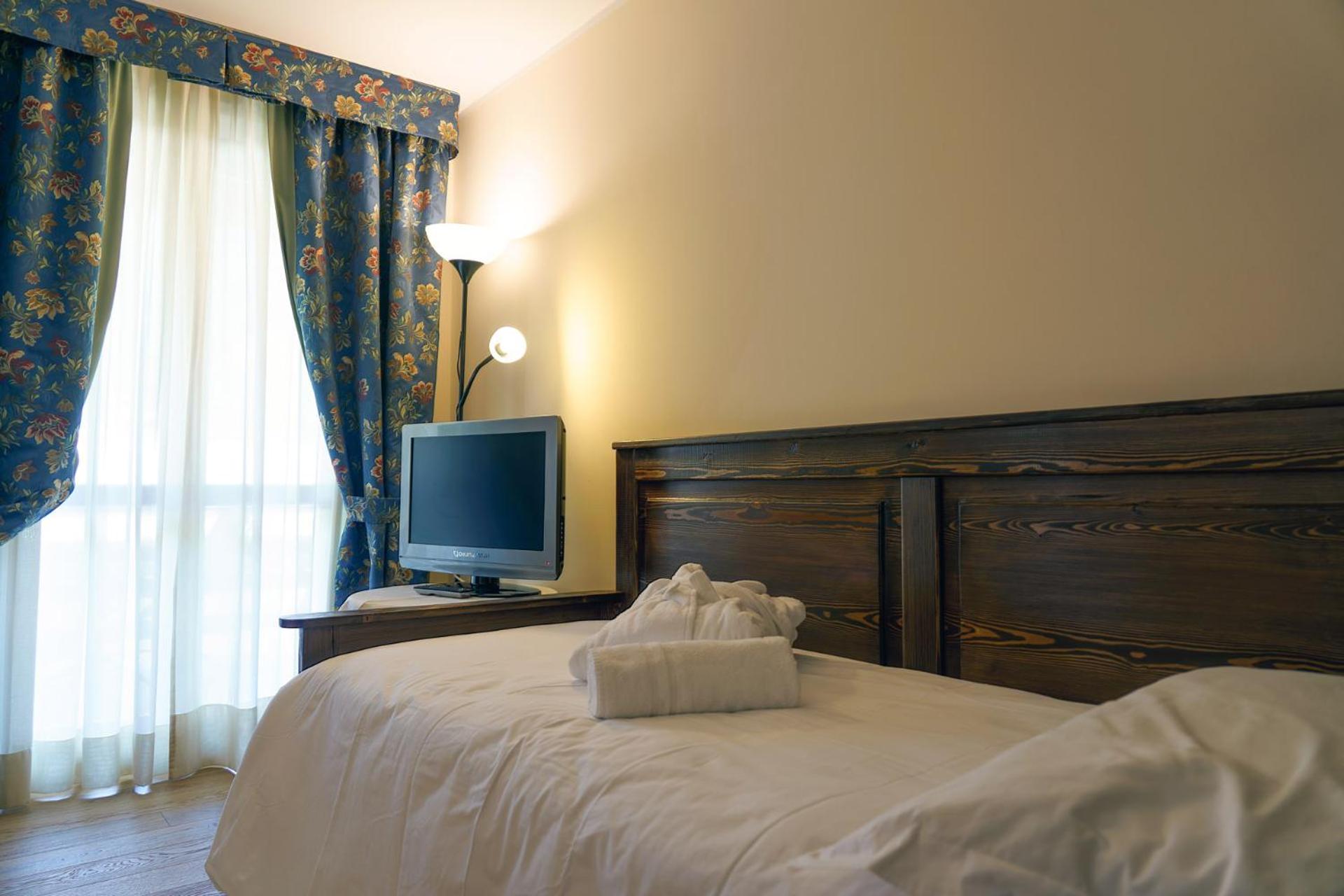 Classic Triple Room photo 2