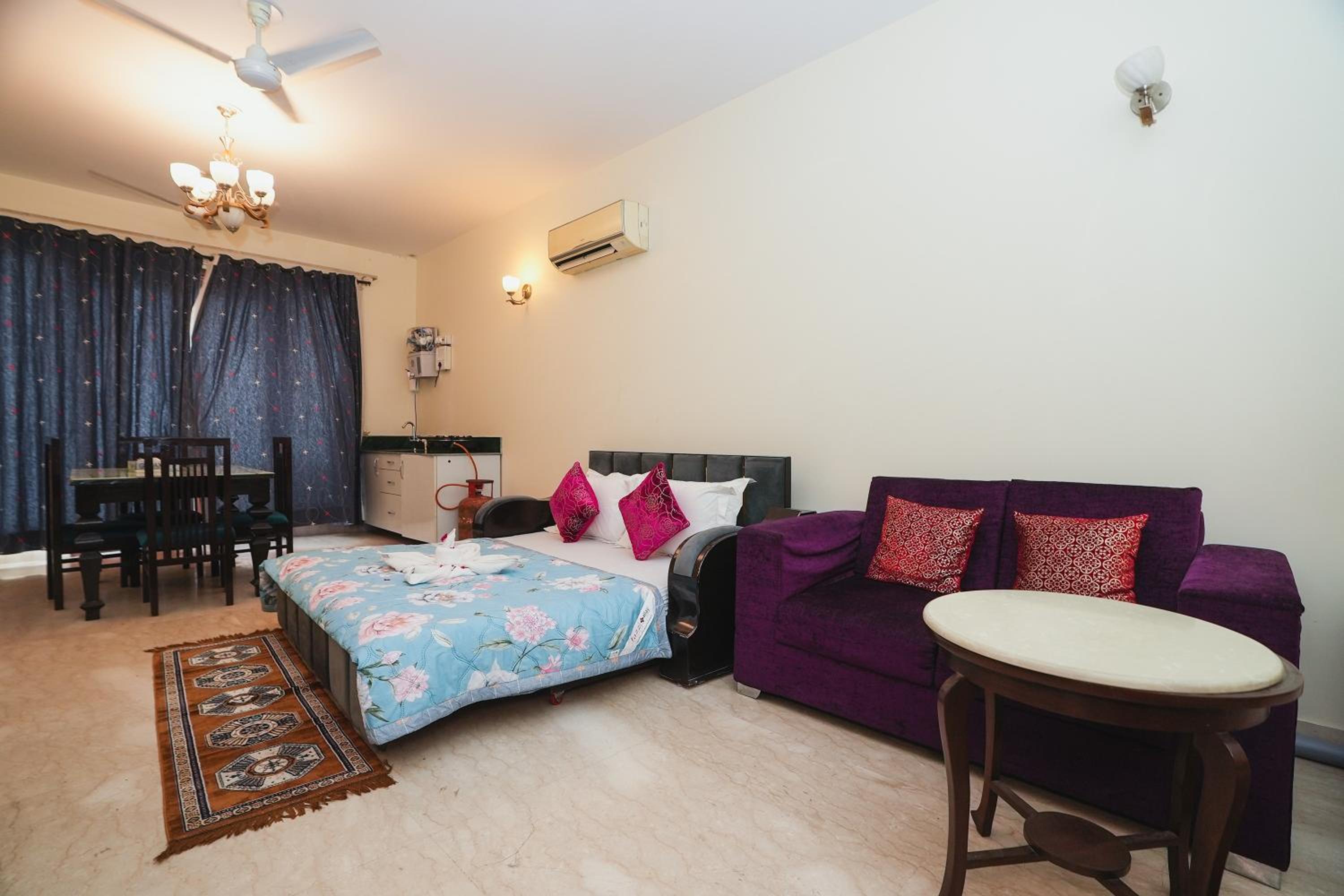 Deluxe Triple Room