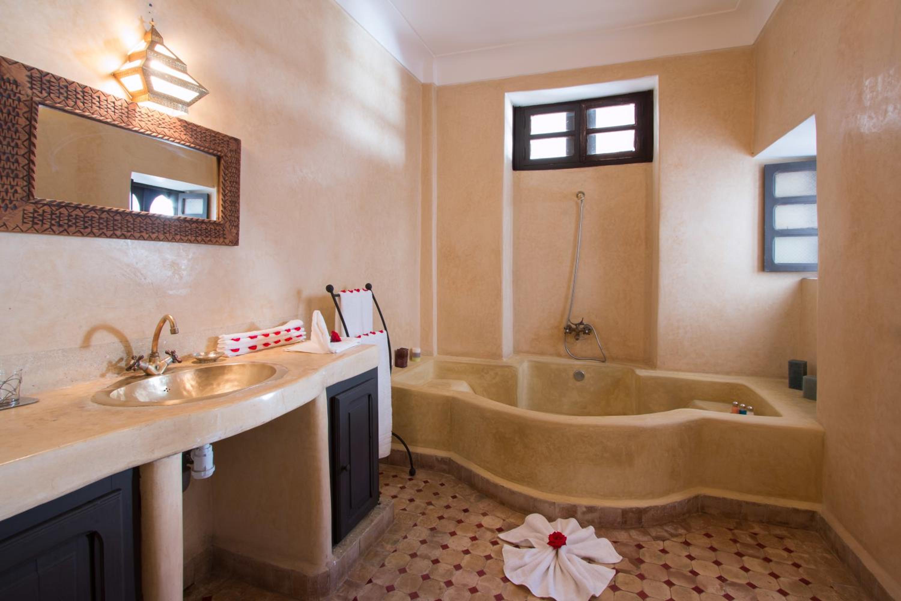 Suite - Photo 4