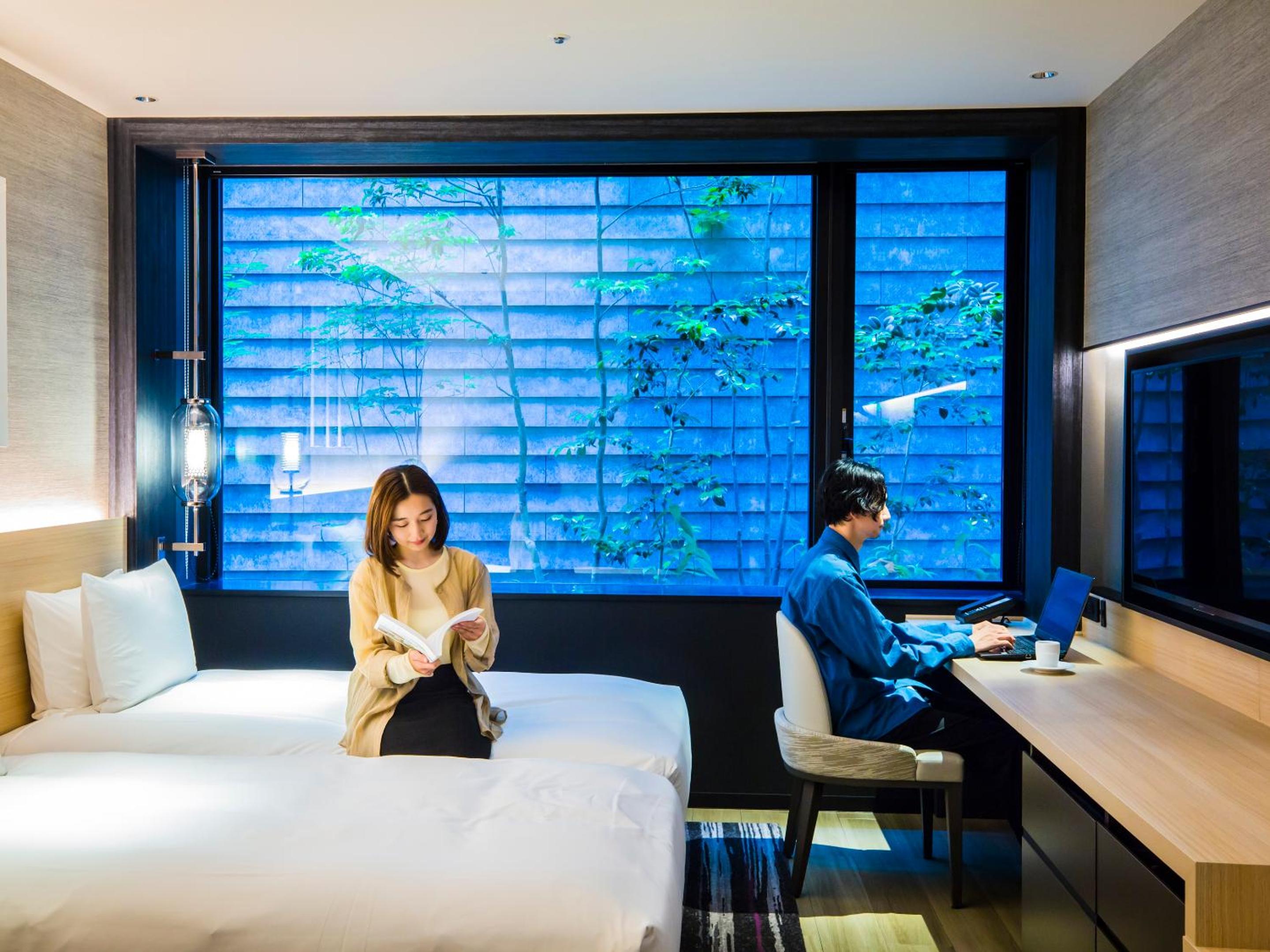 Deluxe Twin Room with Bathtub  - Photo 4
