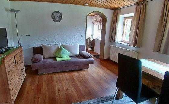 One-Bedroom Apartment with Balcony photo 1
