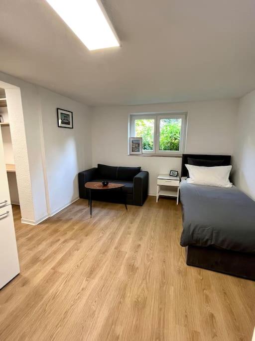 One-Bedroom Apartment photo 3
