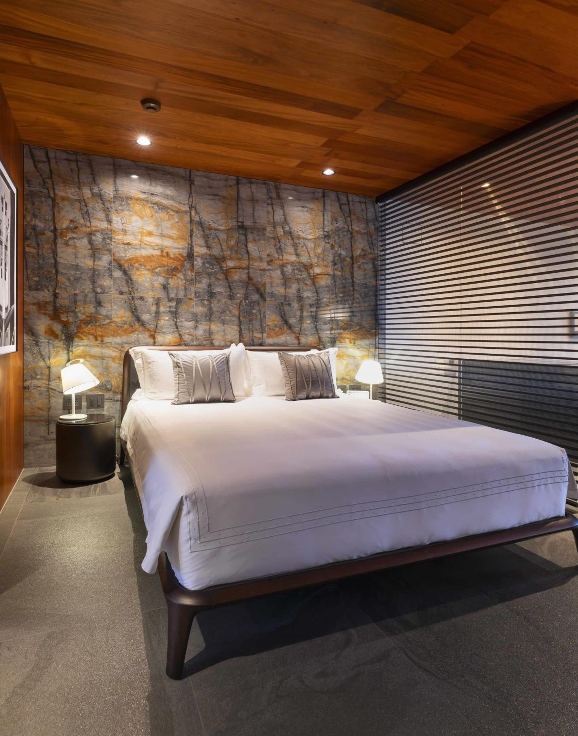 Suite with Garden View - Photo 13