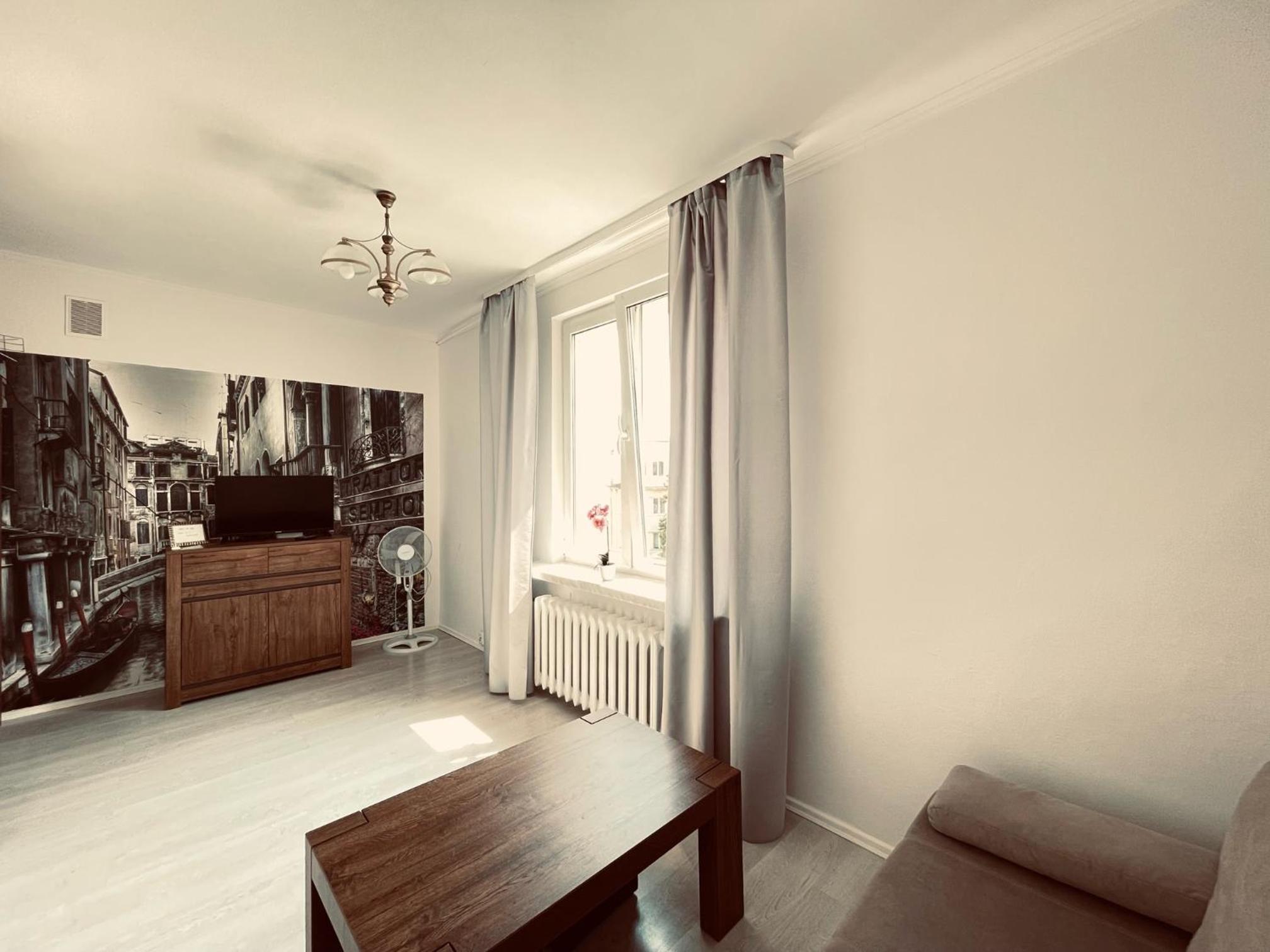 Apartment photo 2