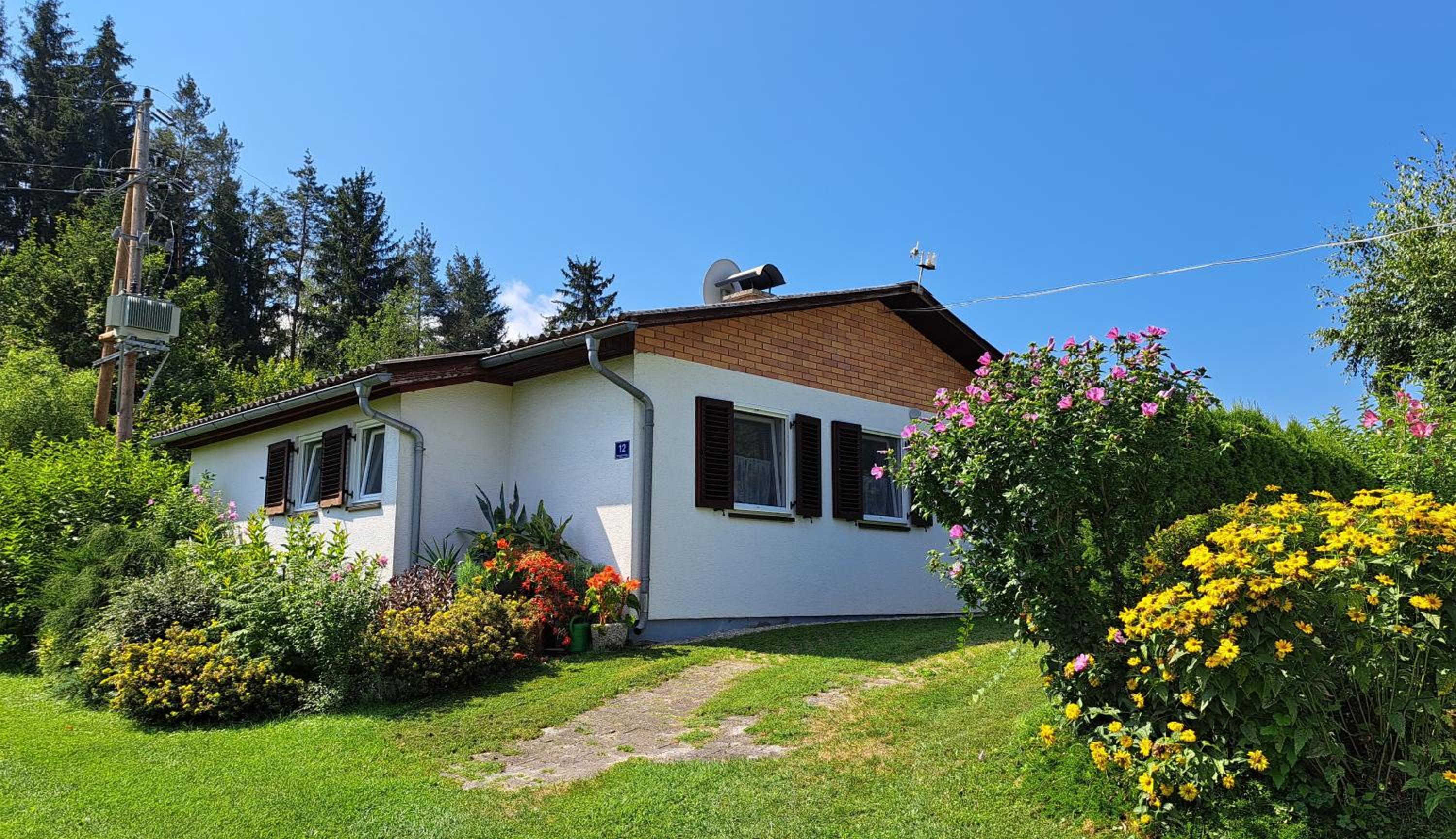 Two-Bedroom House photo 2
