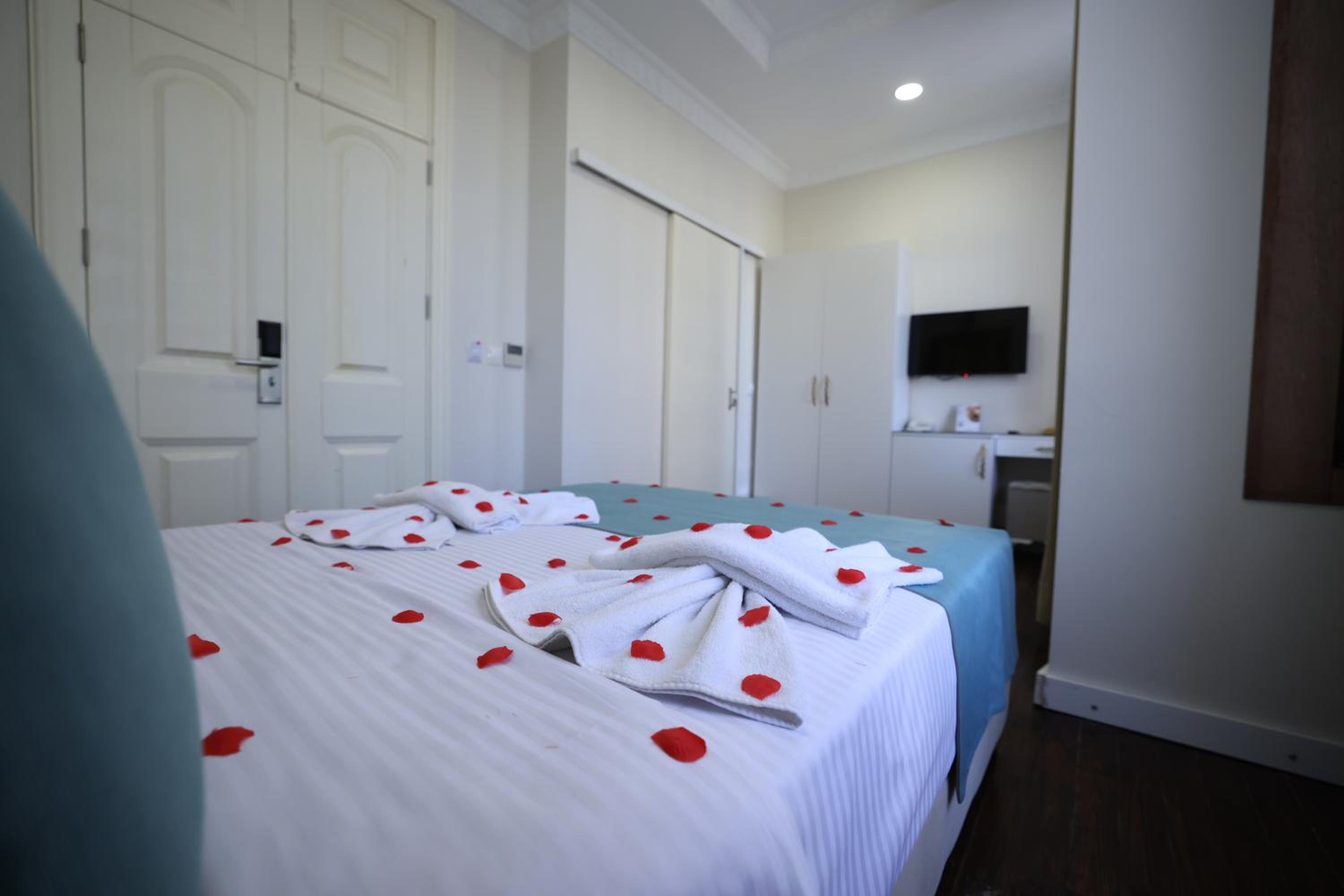Superior Double Room with Balcony photo 1