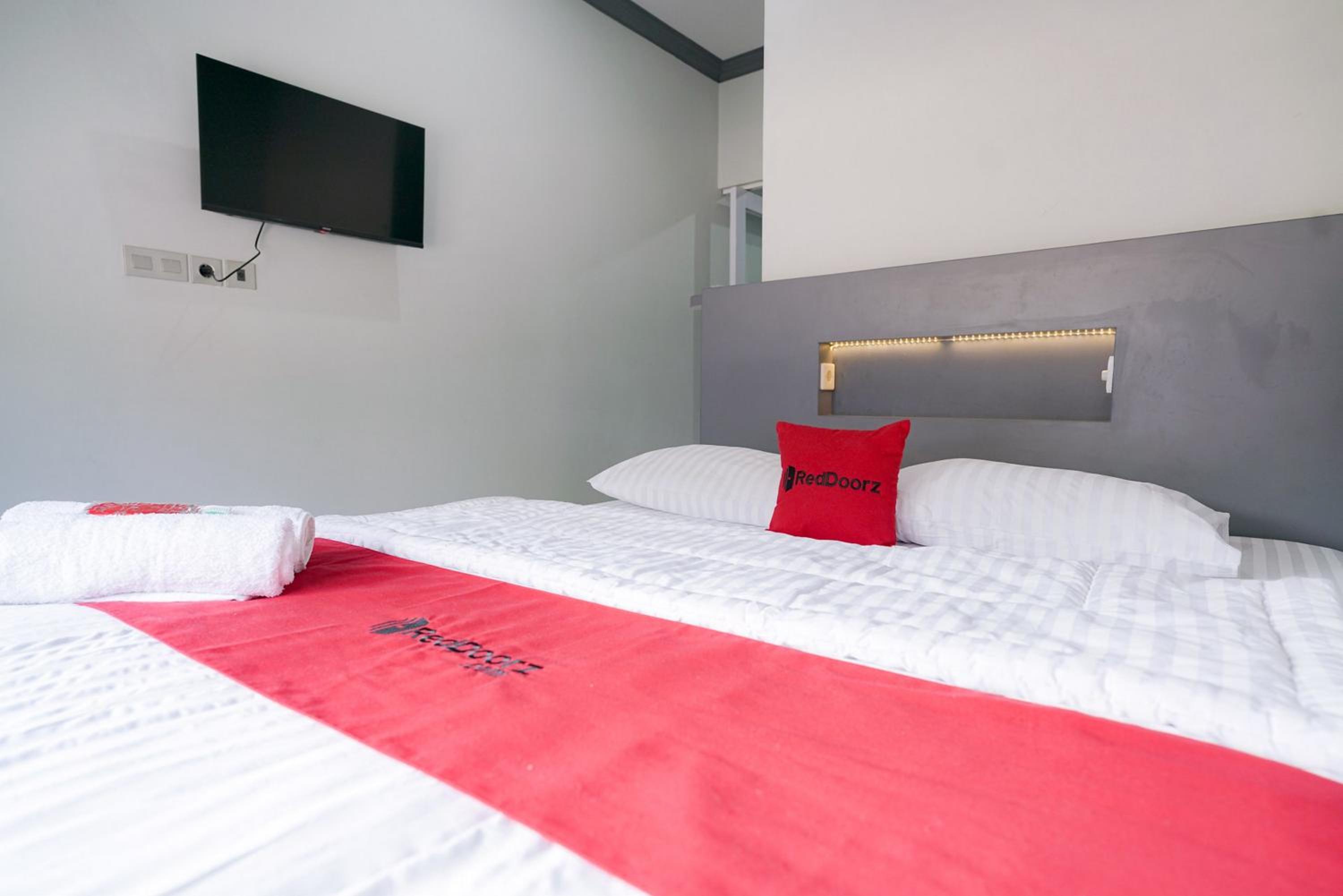 Standard Double Room - Photo 3