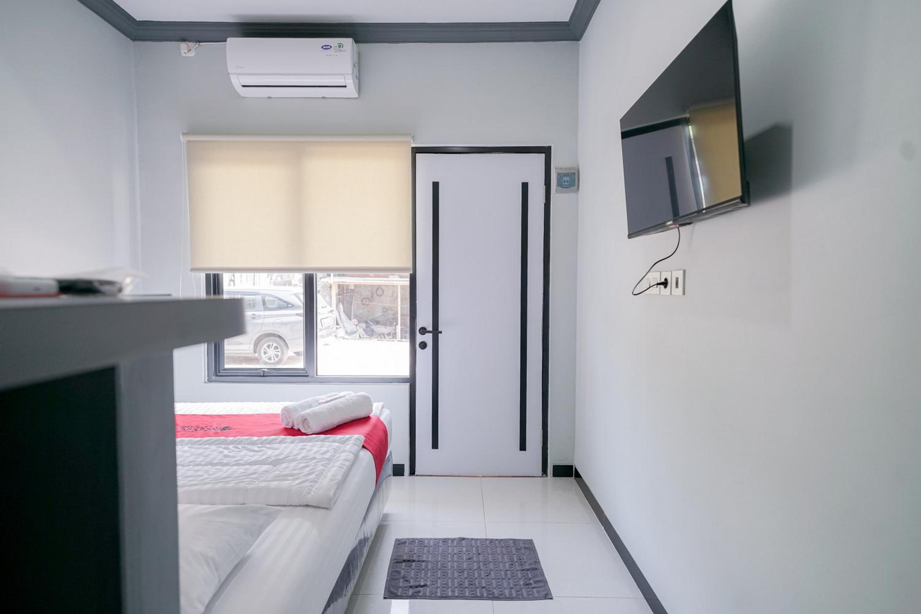 Standard Double Room - Photo 4