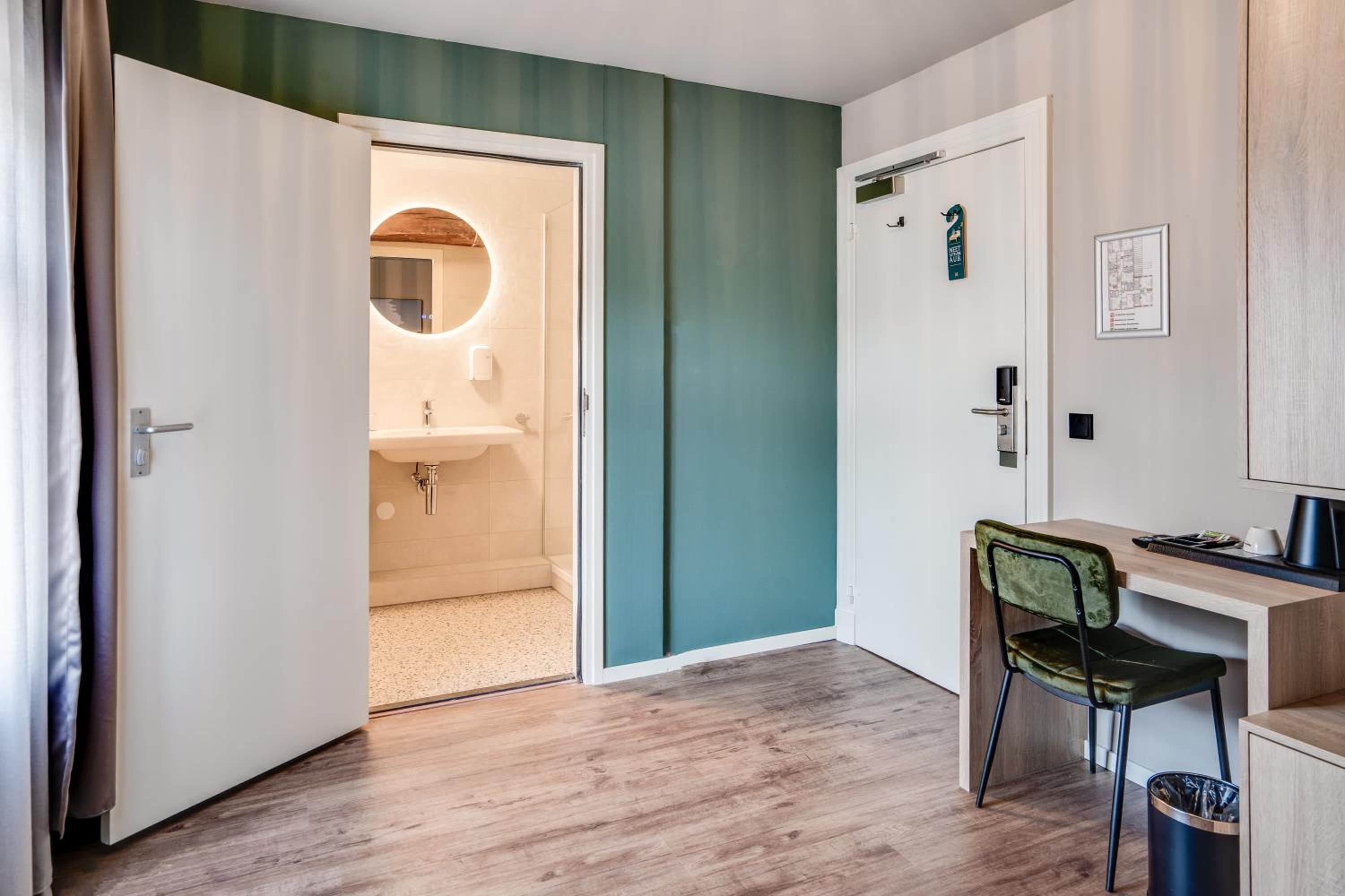 Single Room with Shower photo 3