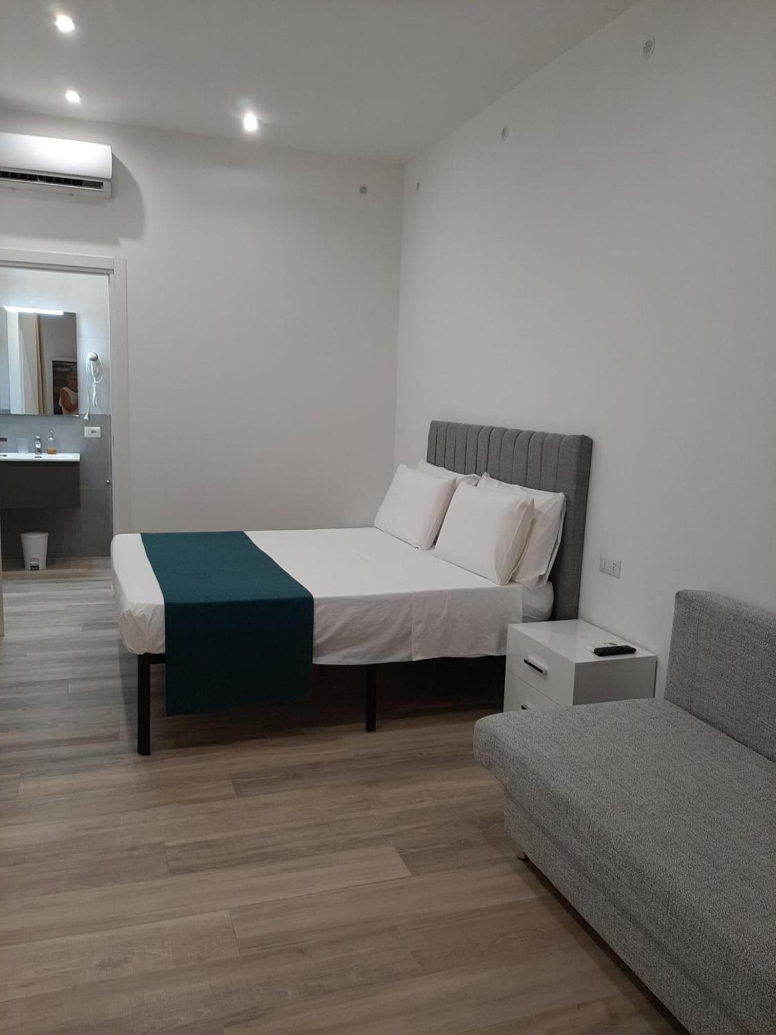 Family Room photo 3