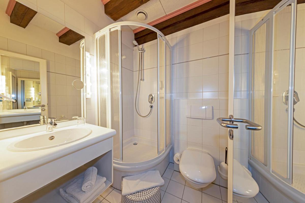 Budget Single Room photo 2