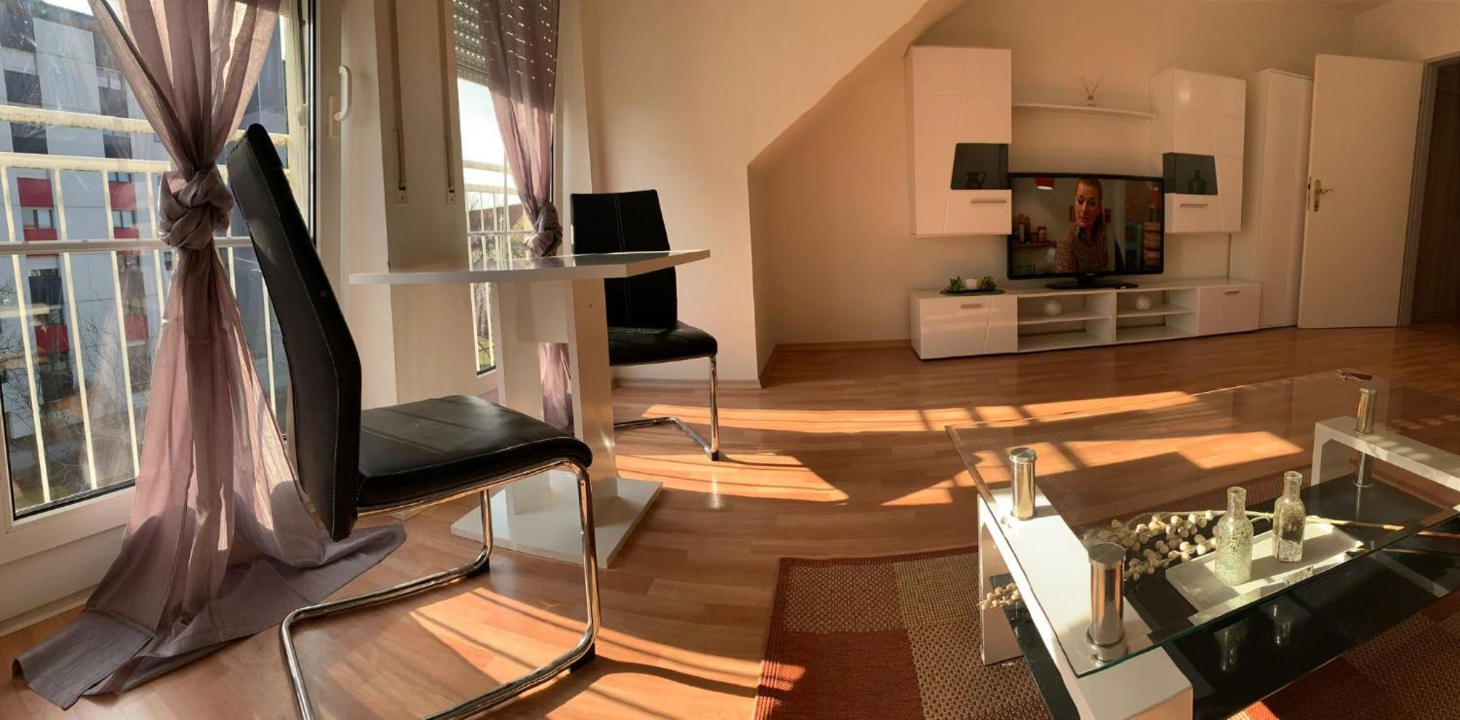 Apartment photo 3