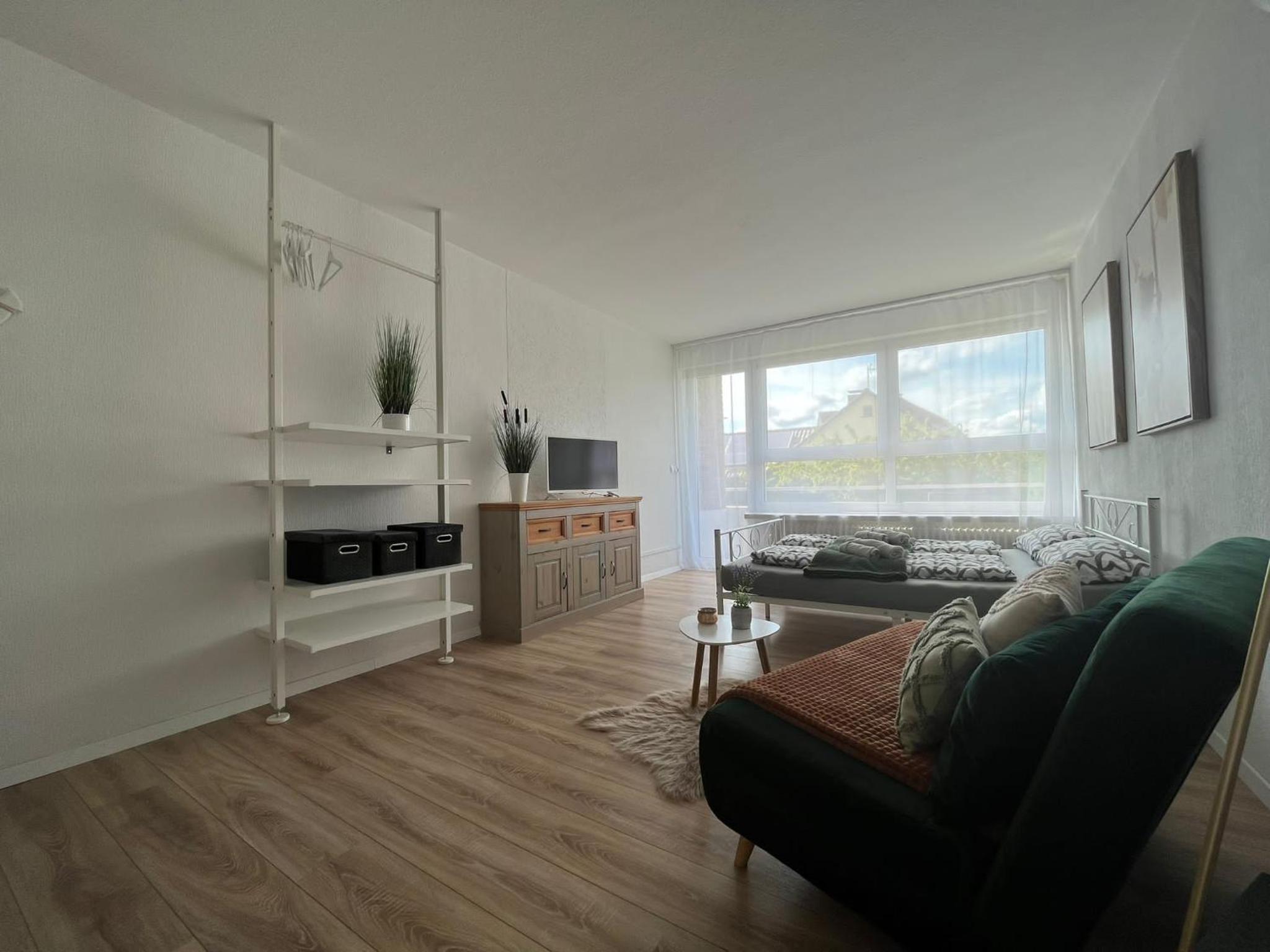 One-Bedroom Apartment photo 1