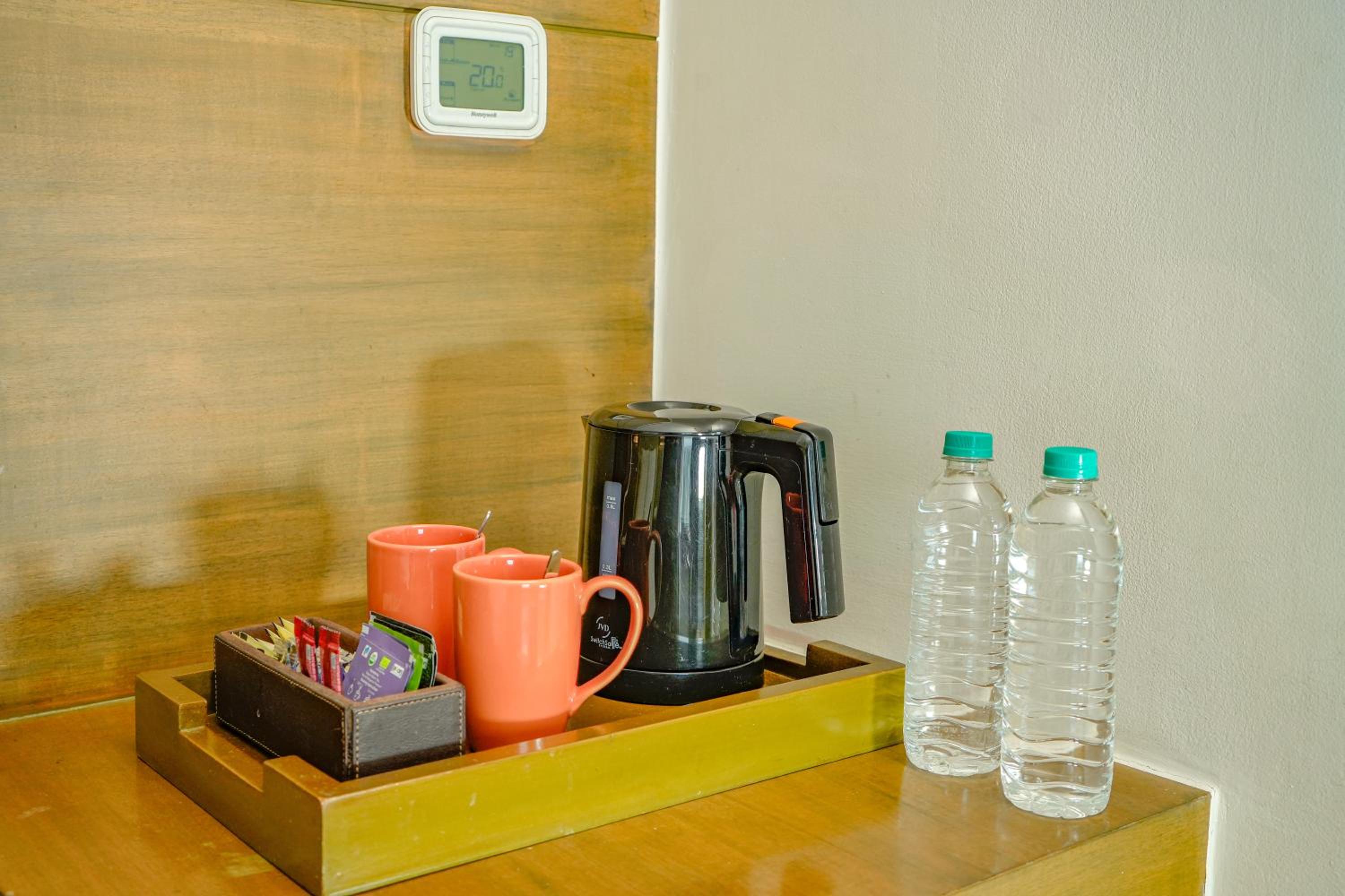 King Guest Room - Photo 13