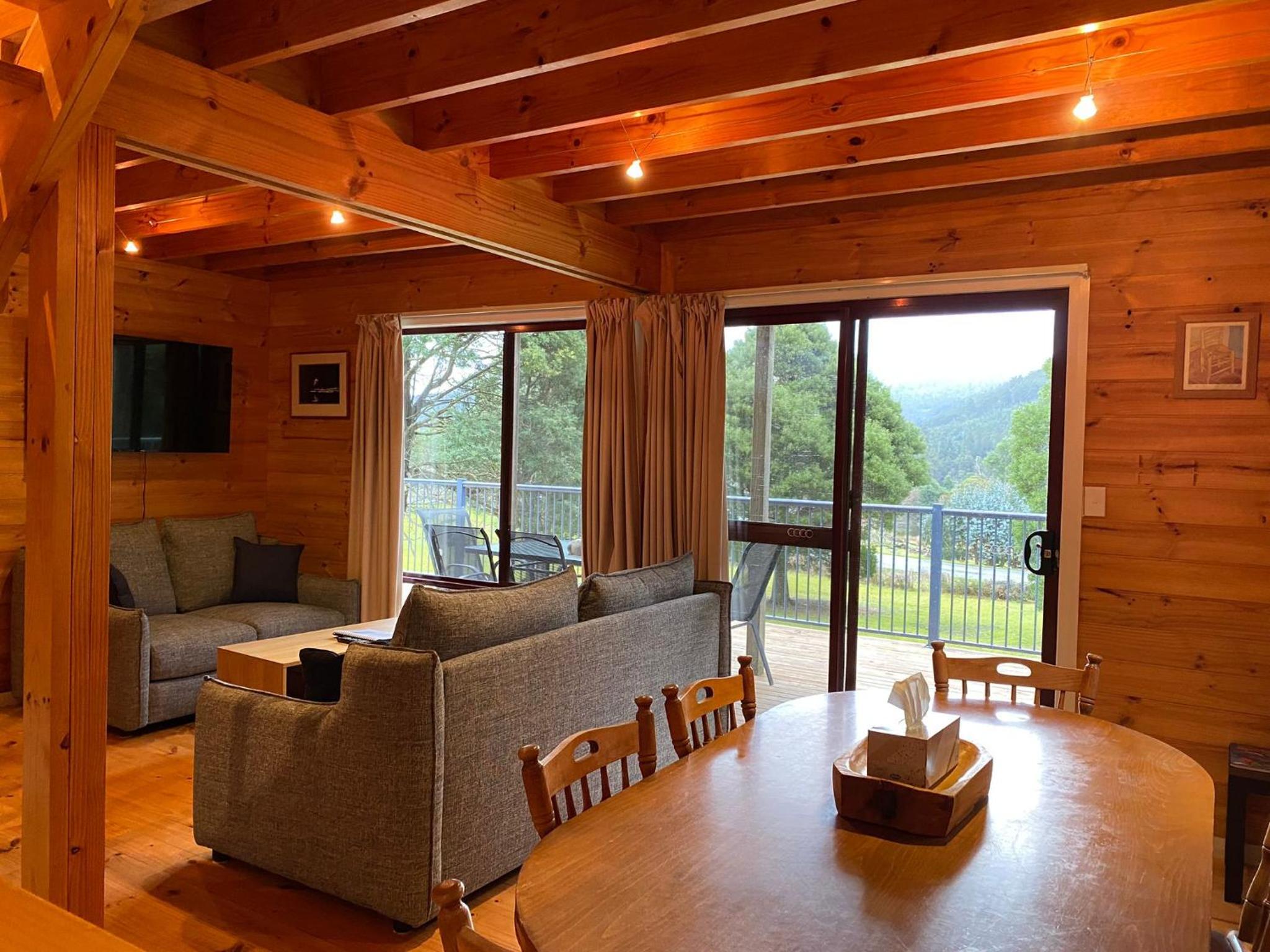 Deluxe Double or Twin Room with Mountain View photo 1