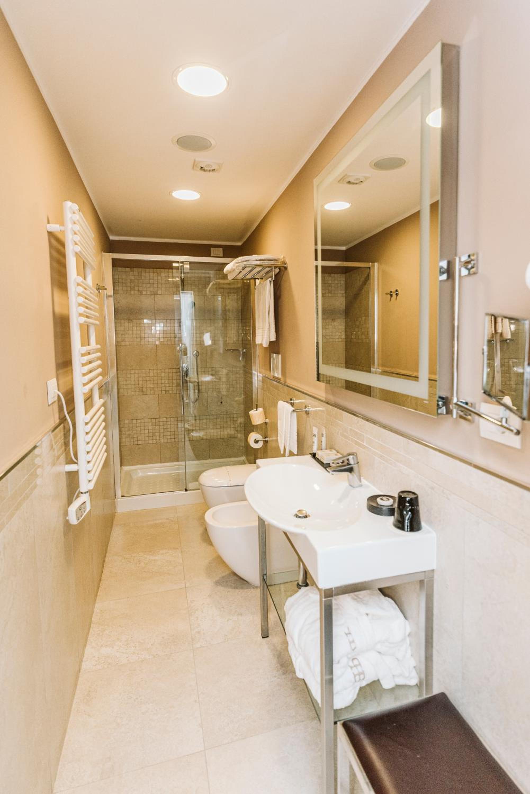 Superior Double Room - Photo 2