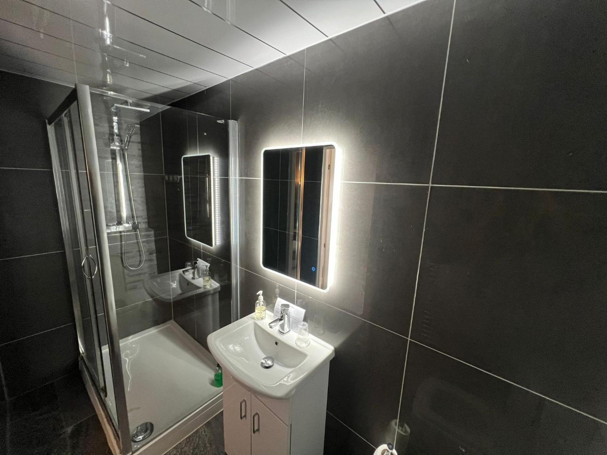 Double Room with Sea View - Photo 3