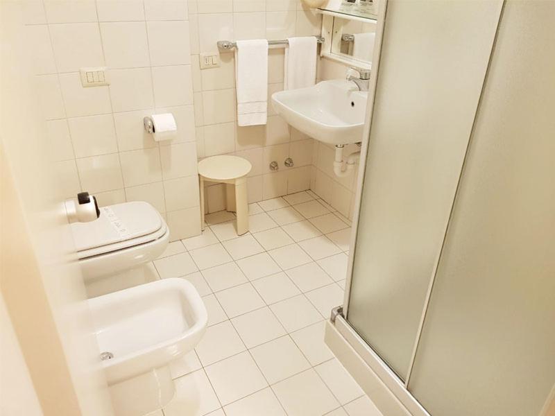 Budget Double or Twin Room - Photo 5
