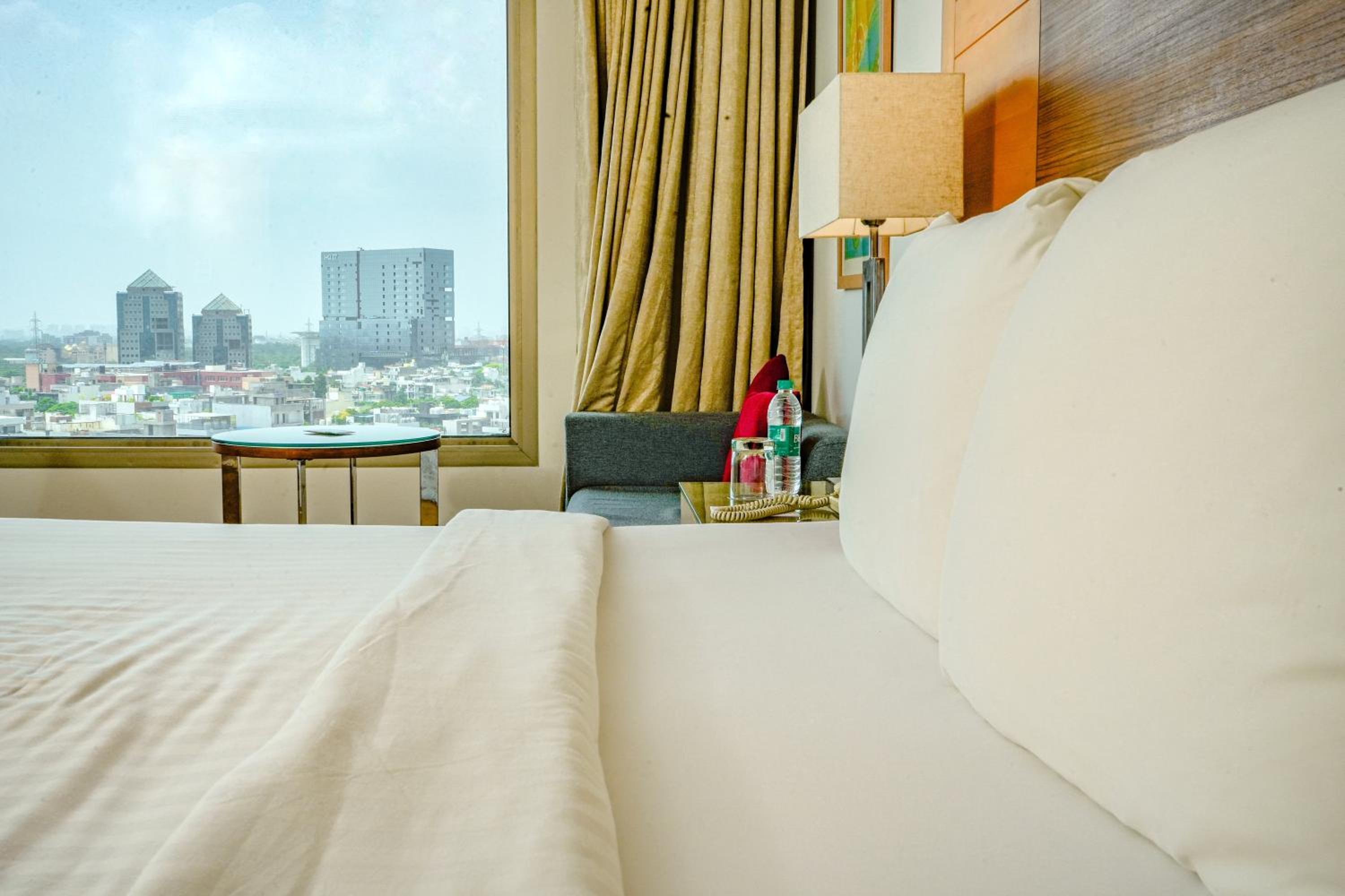 King Guest Room High Floor