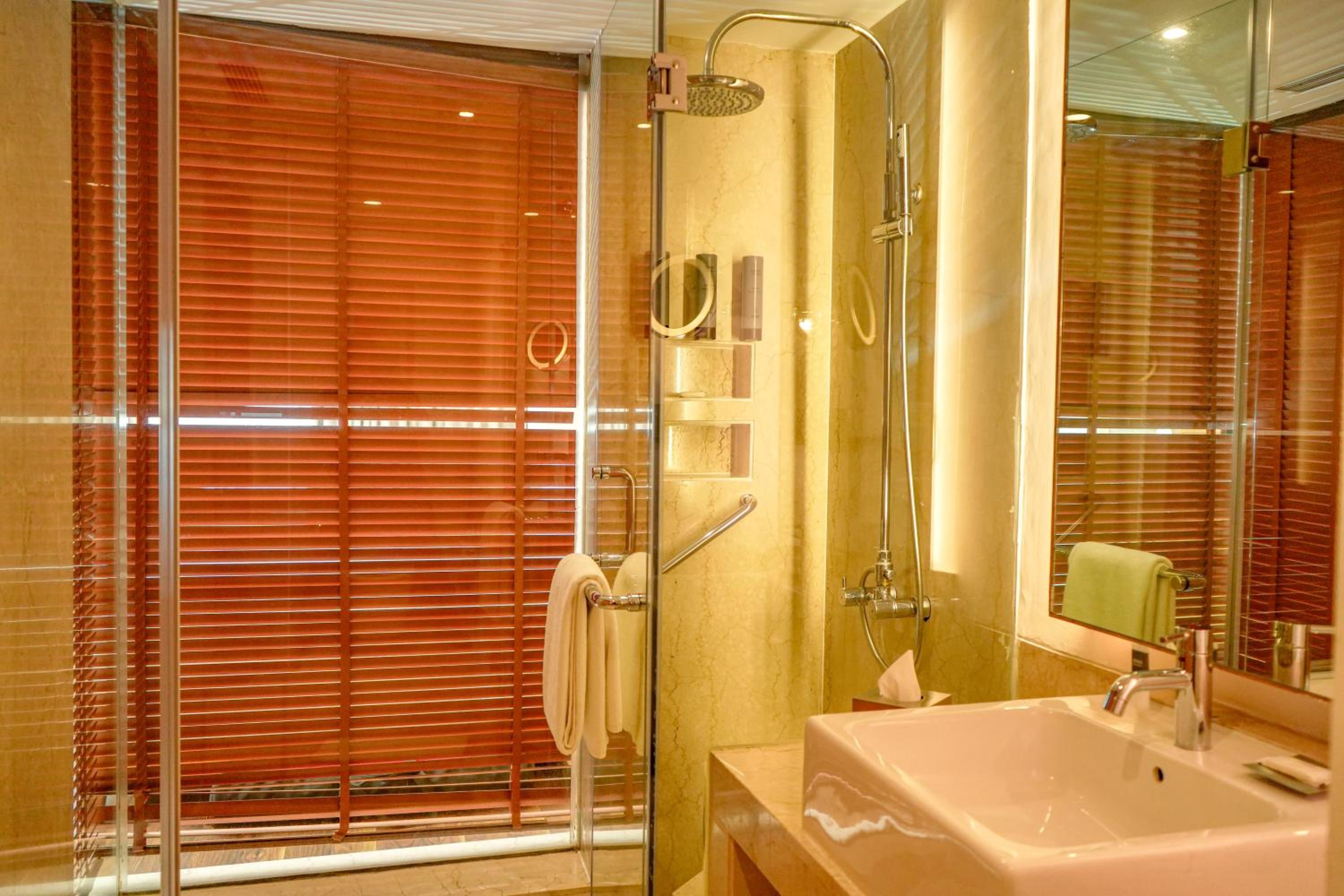 Twin Guest Room High Floor