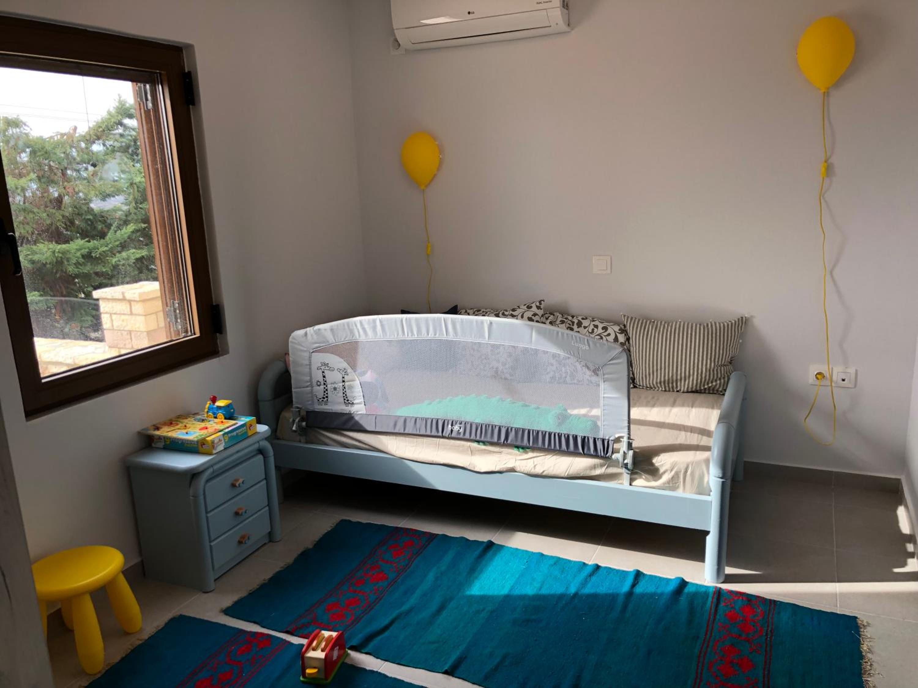 Three-Bedroom House photo 2