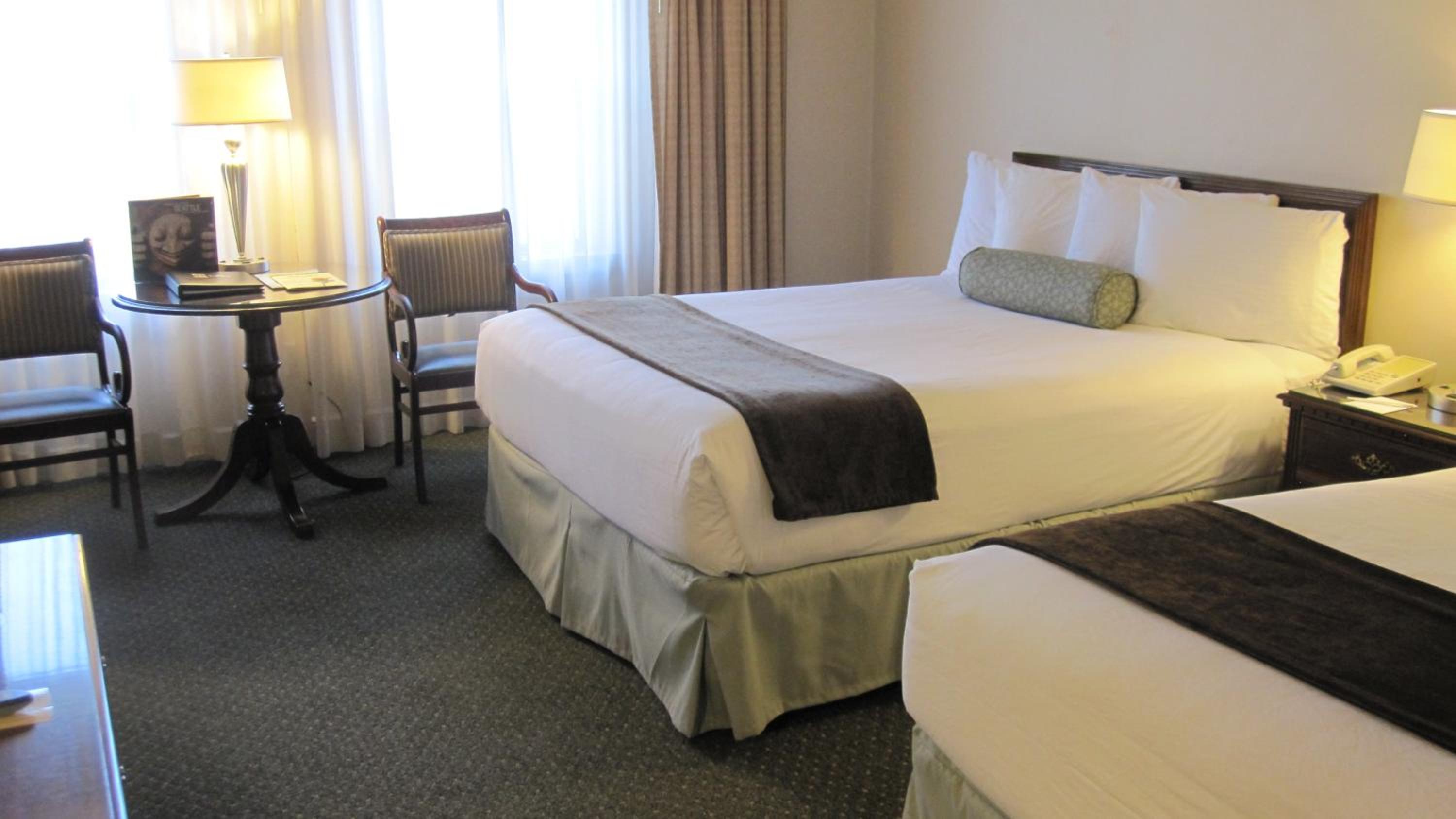 Deluxe Room with Two Double Beds - Photo 3