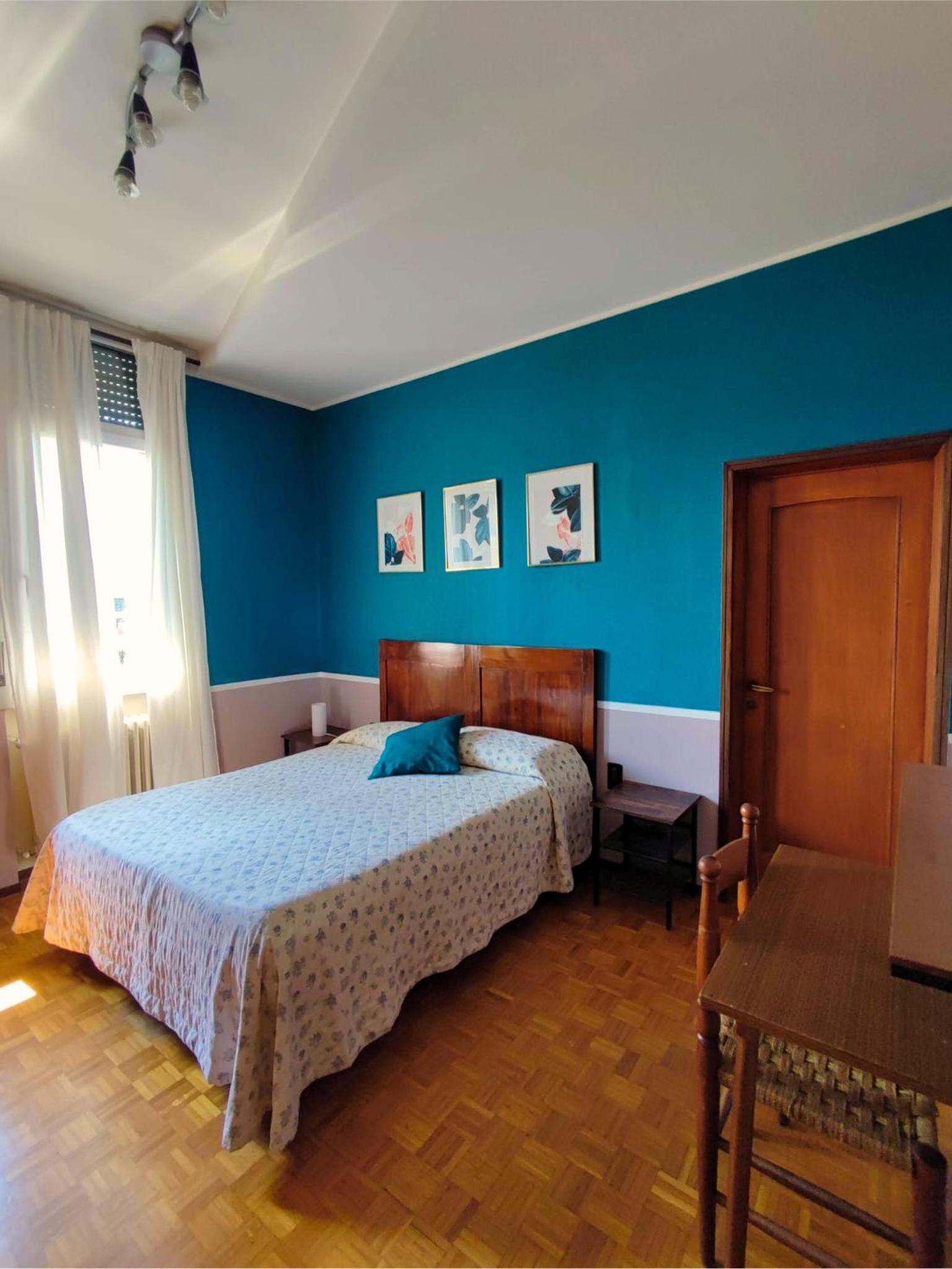 Double Room with Shared Bathroom photo 1