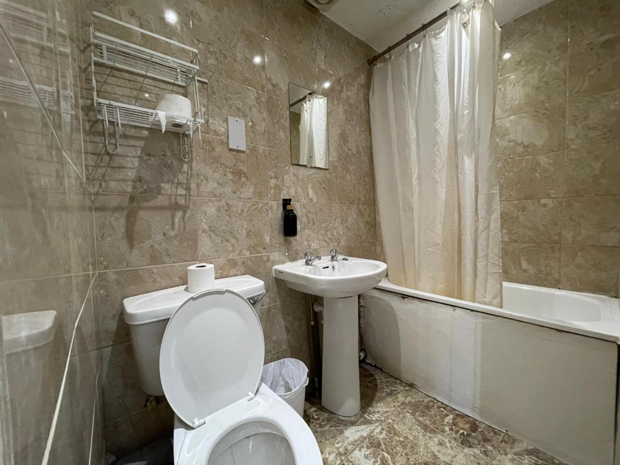 Standard Quadruple Room photo 3