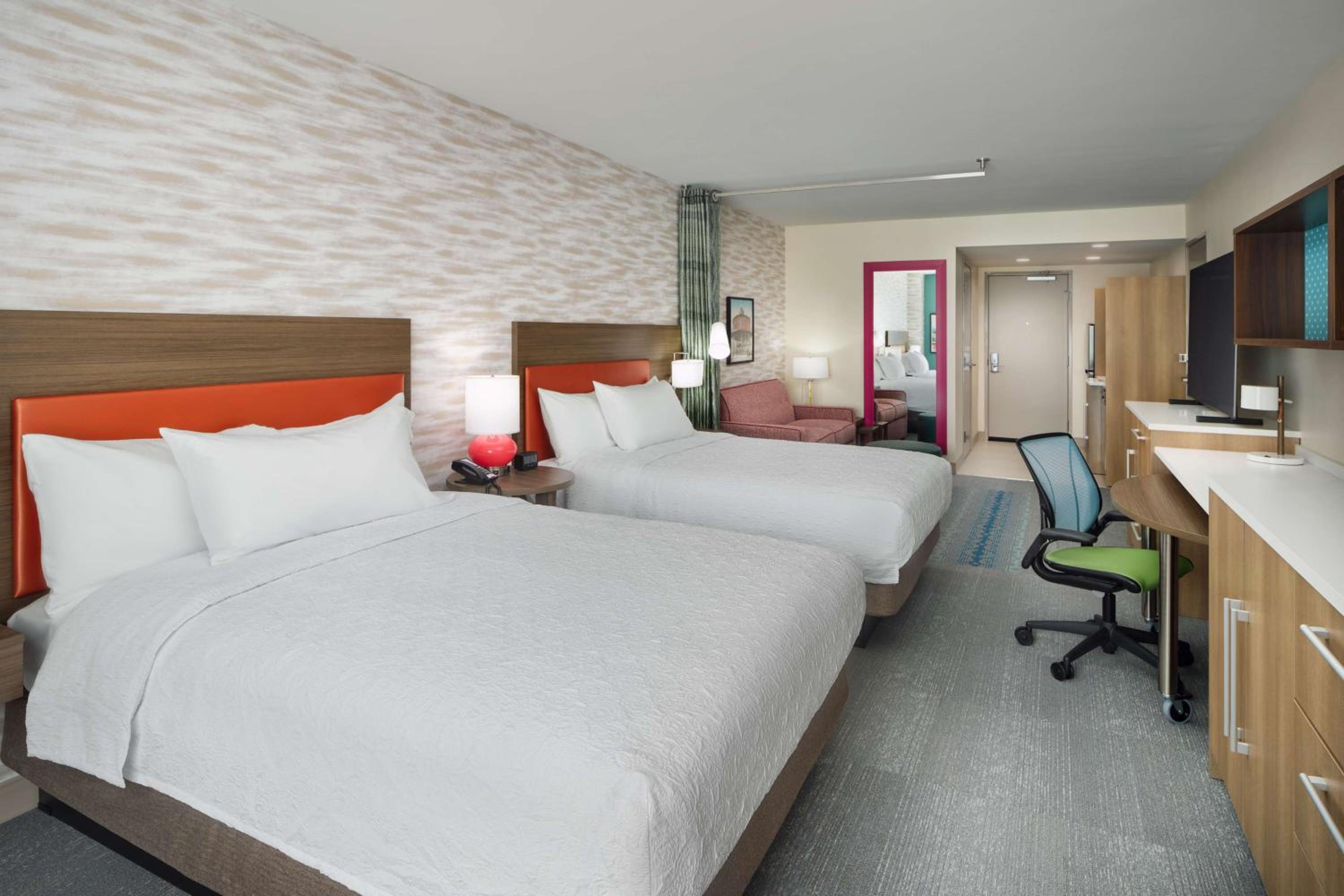Studio Suite with Two Queen Beds photo 1