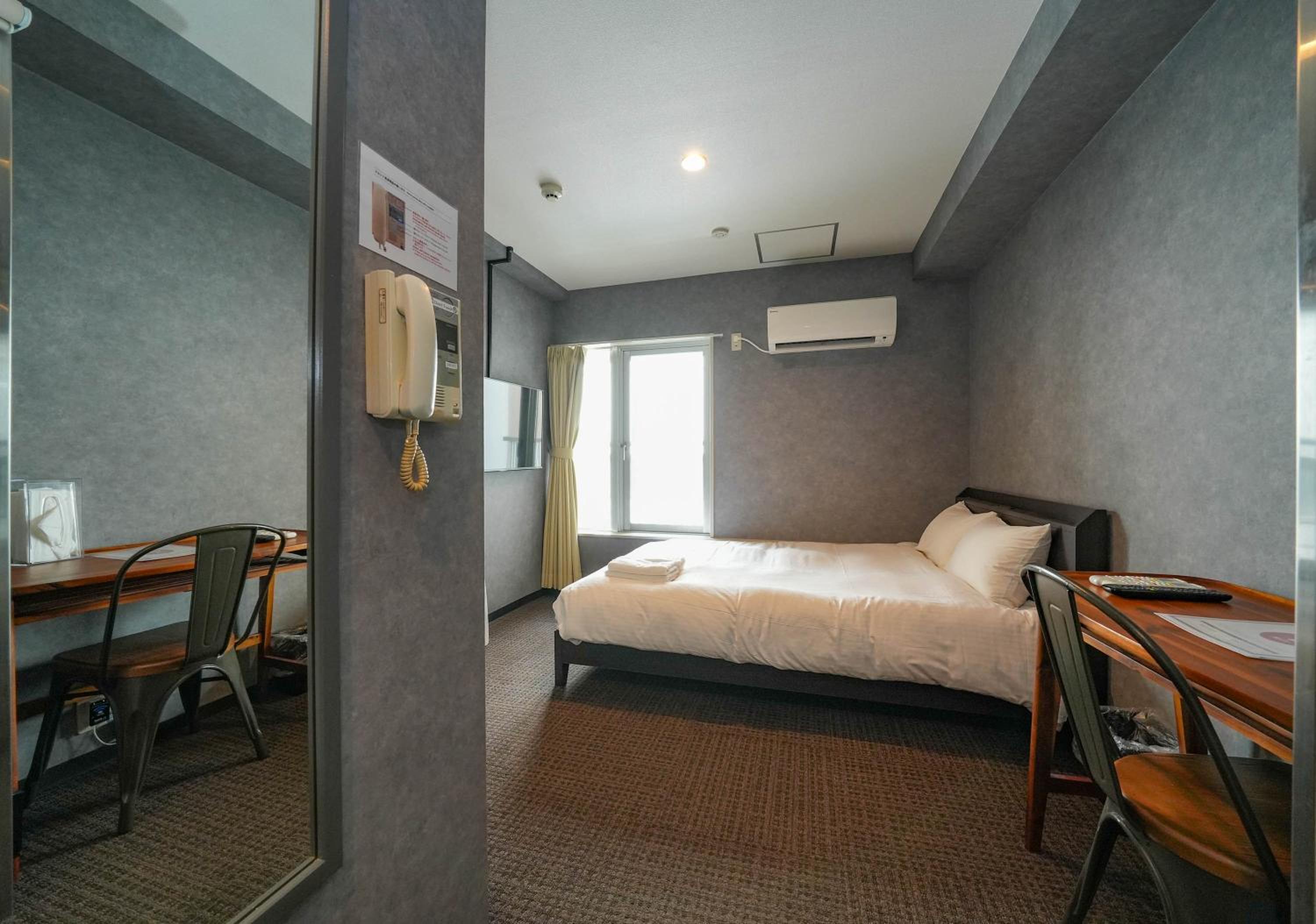 Deluxe Suite - Photo 3