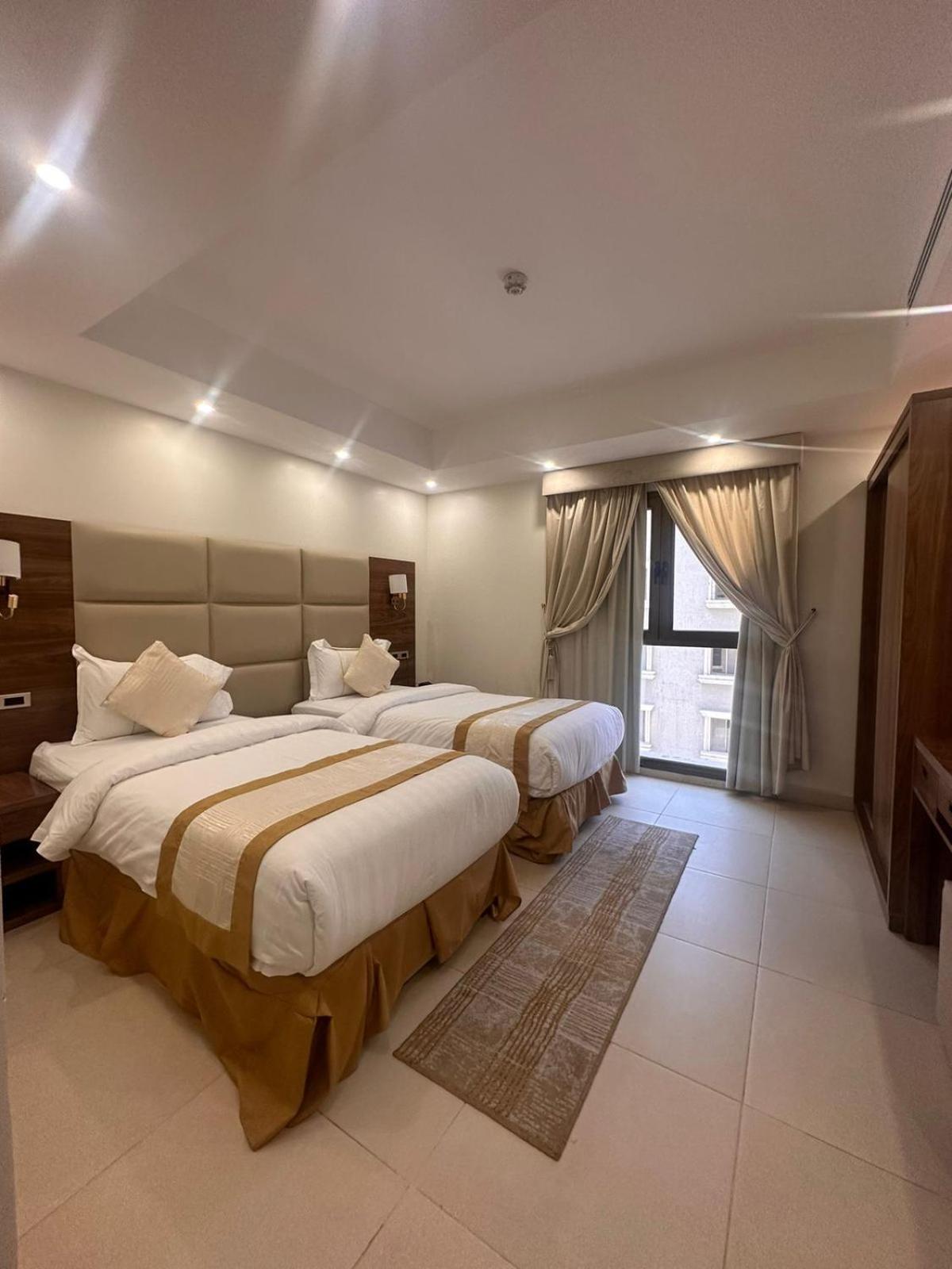 One-Bedroom Suite photo 1
