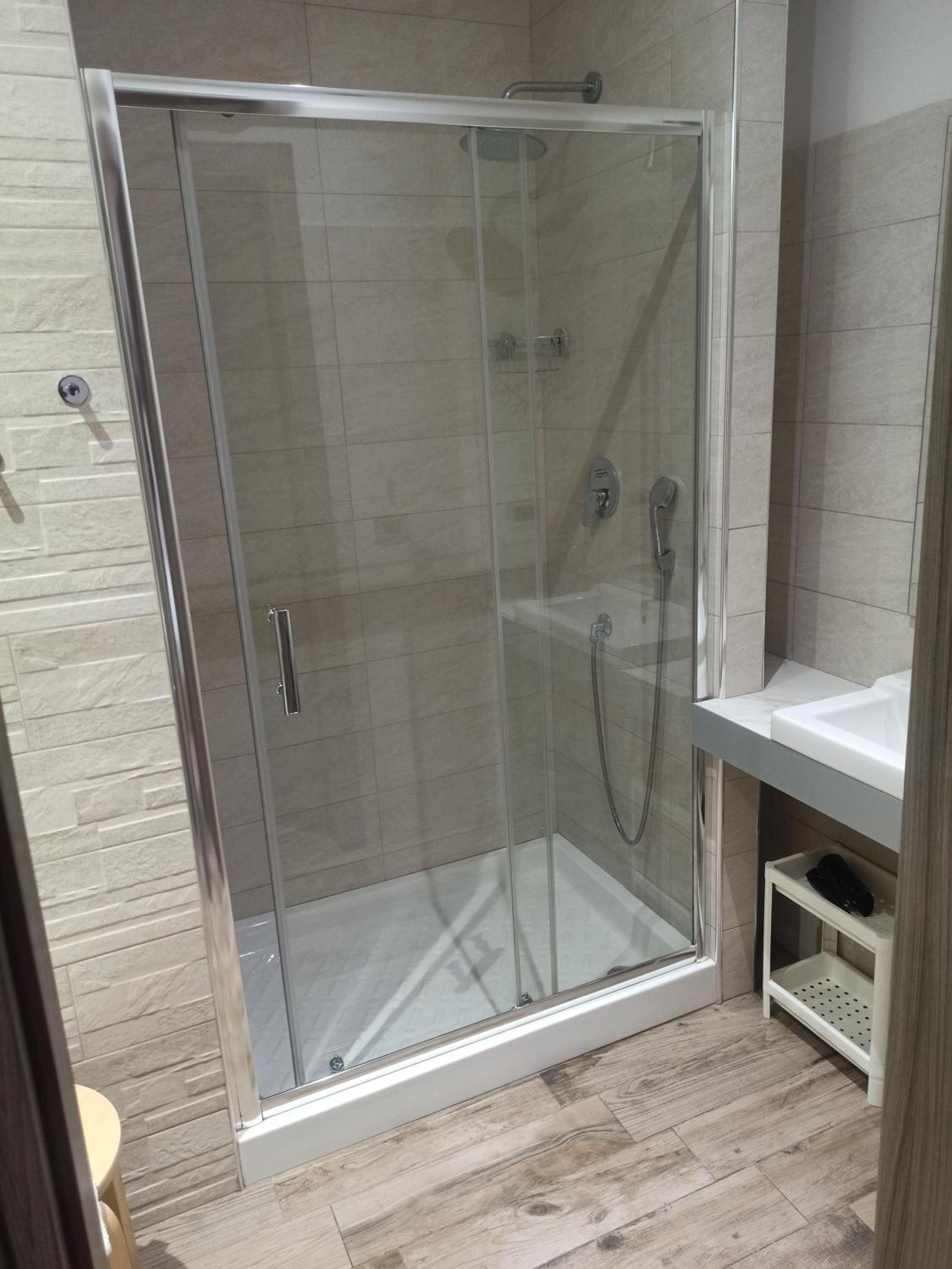 Triple Room with Private Bathroom photo 2