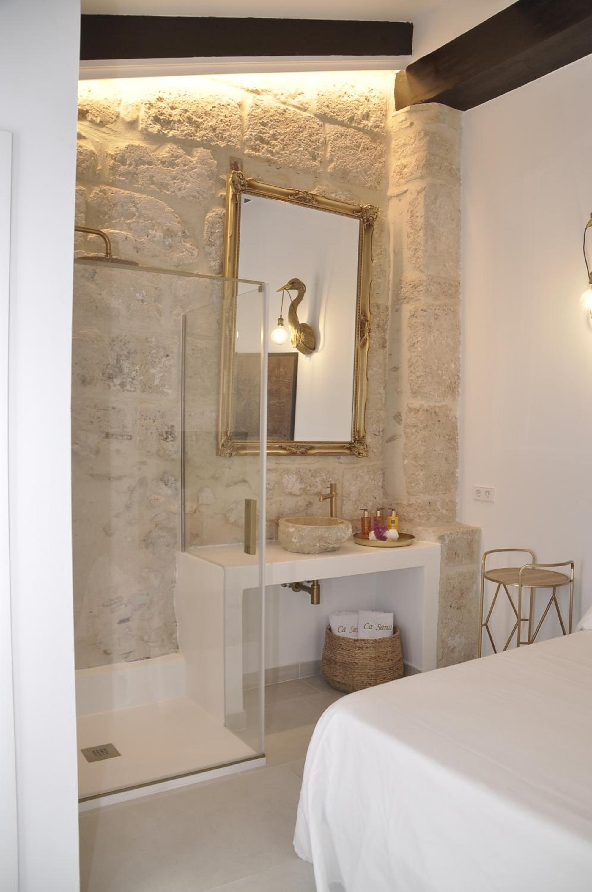Double Room - Photo 3