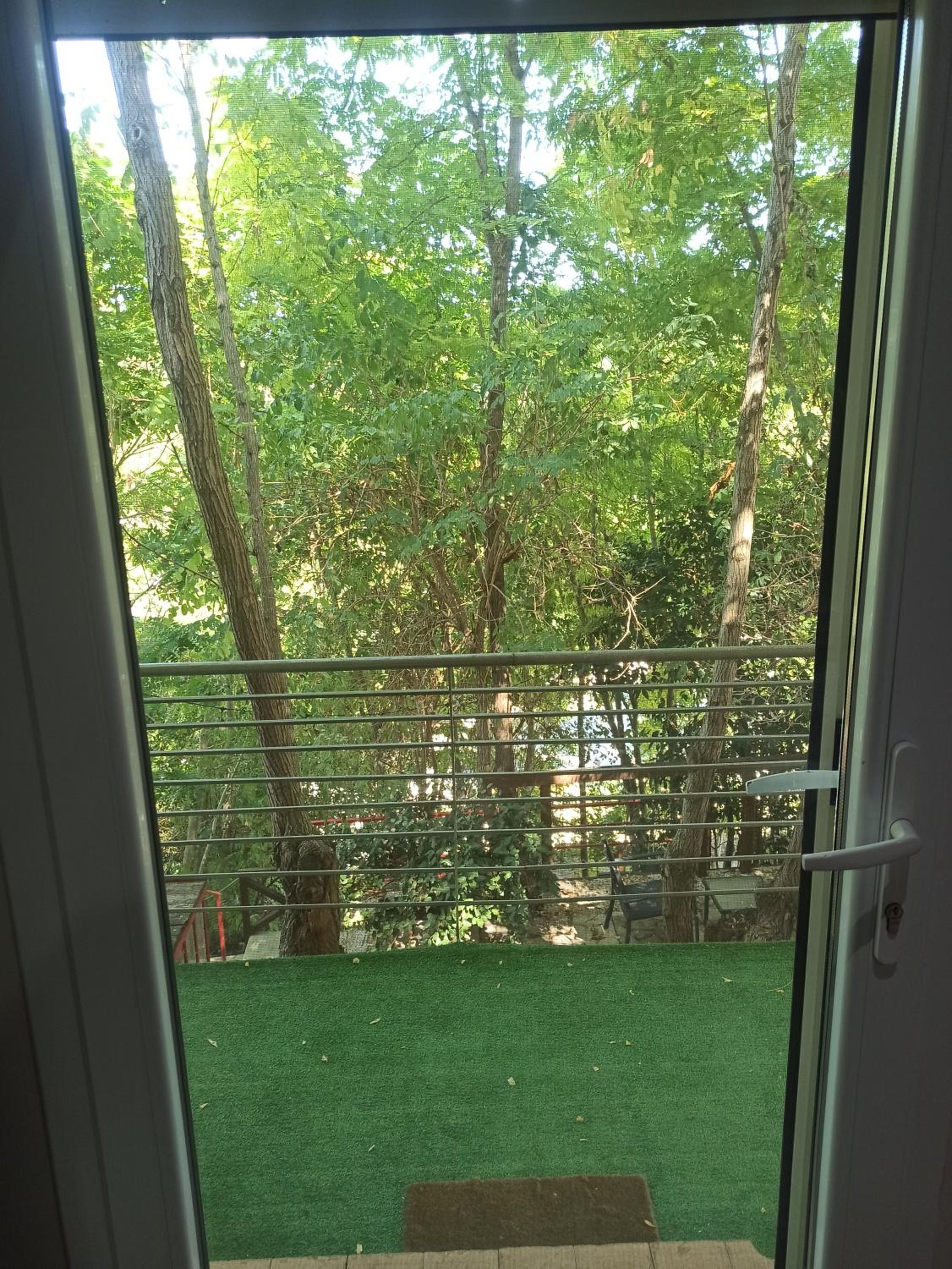 Triple Room with Private Bathroom - Photo 3