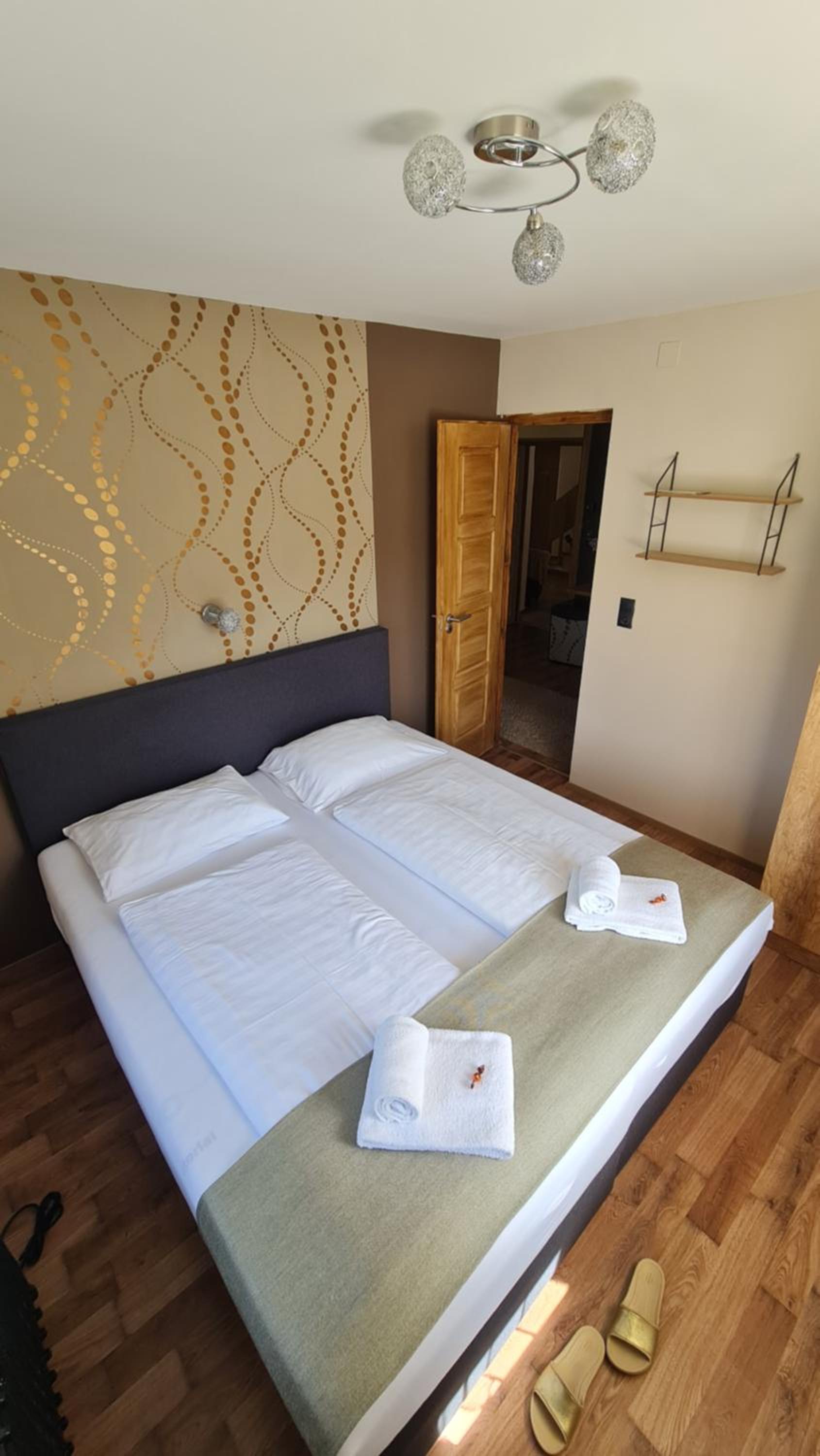 Apartment - Photo 5