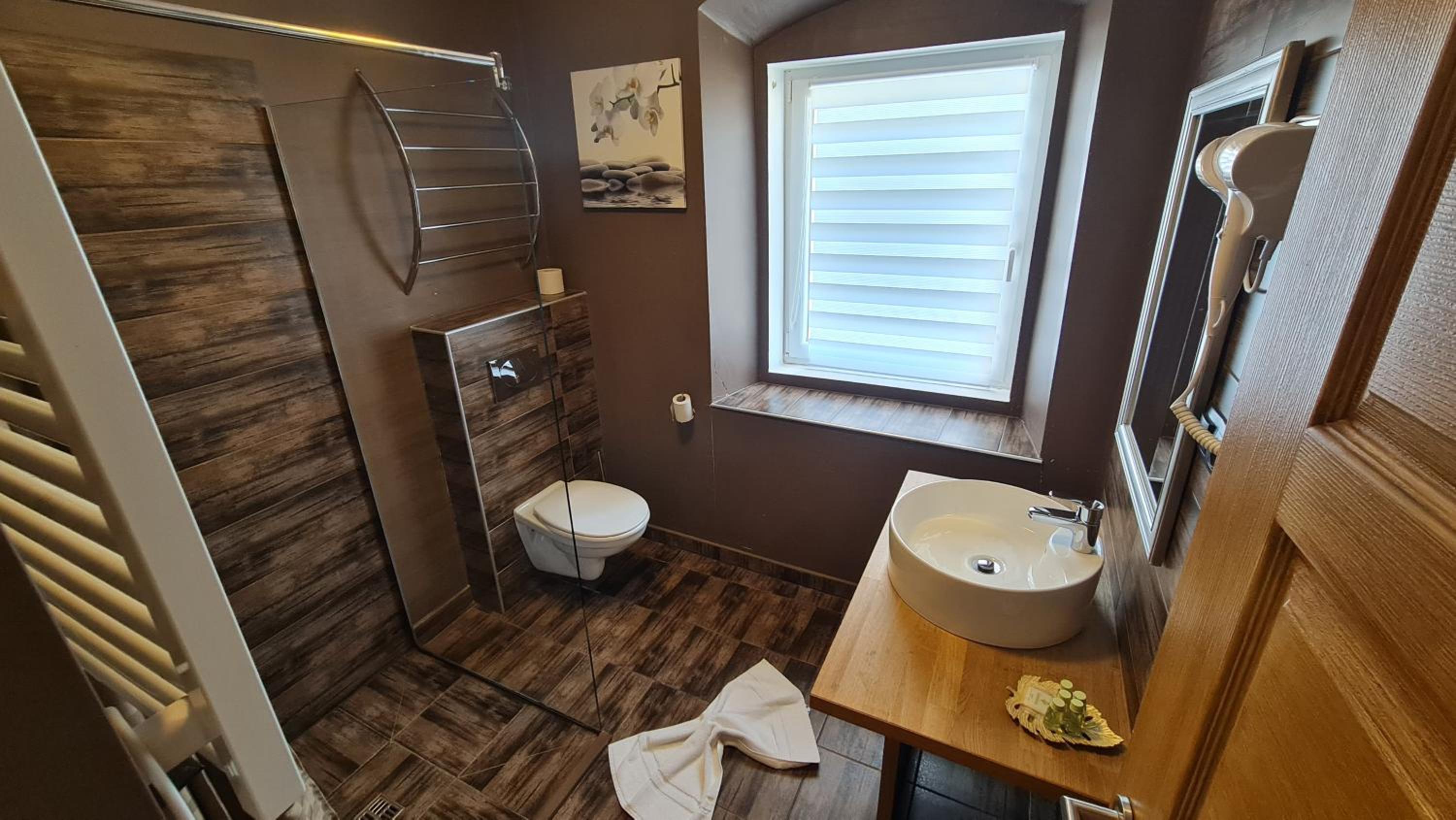Apartment - Photo 2