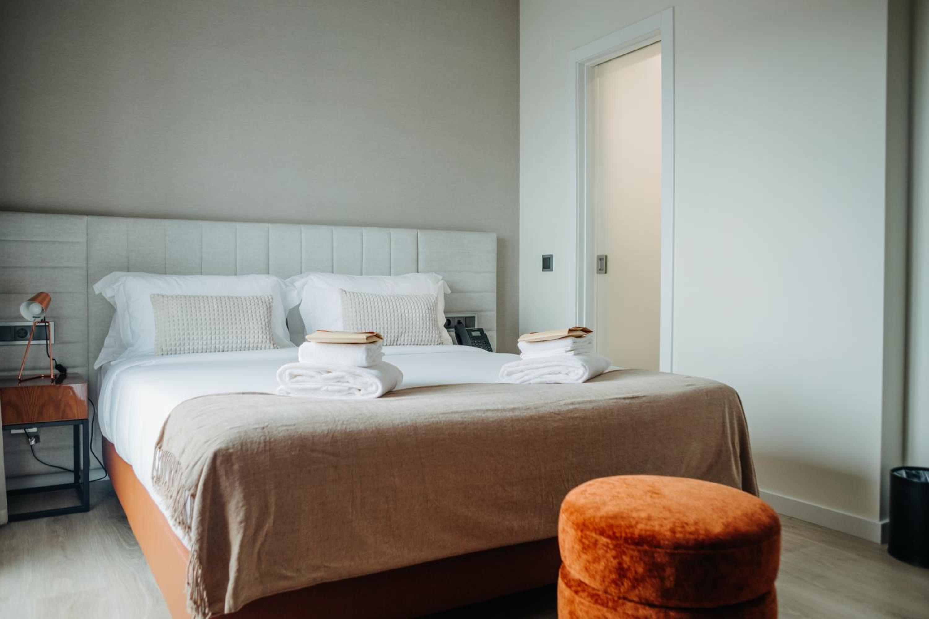 Standard Double Room - Photo 5